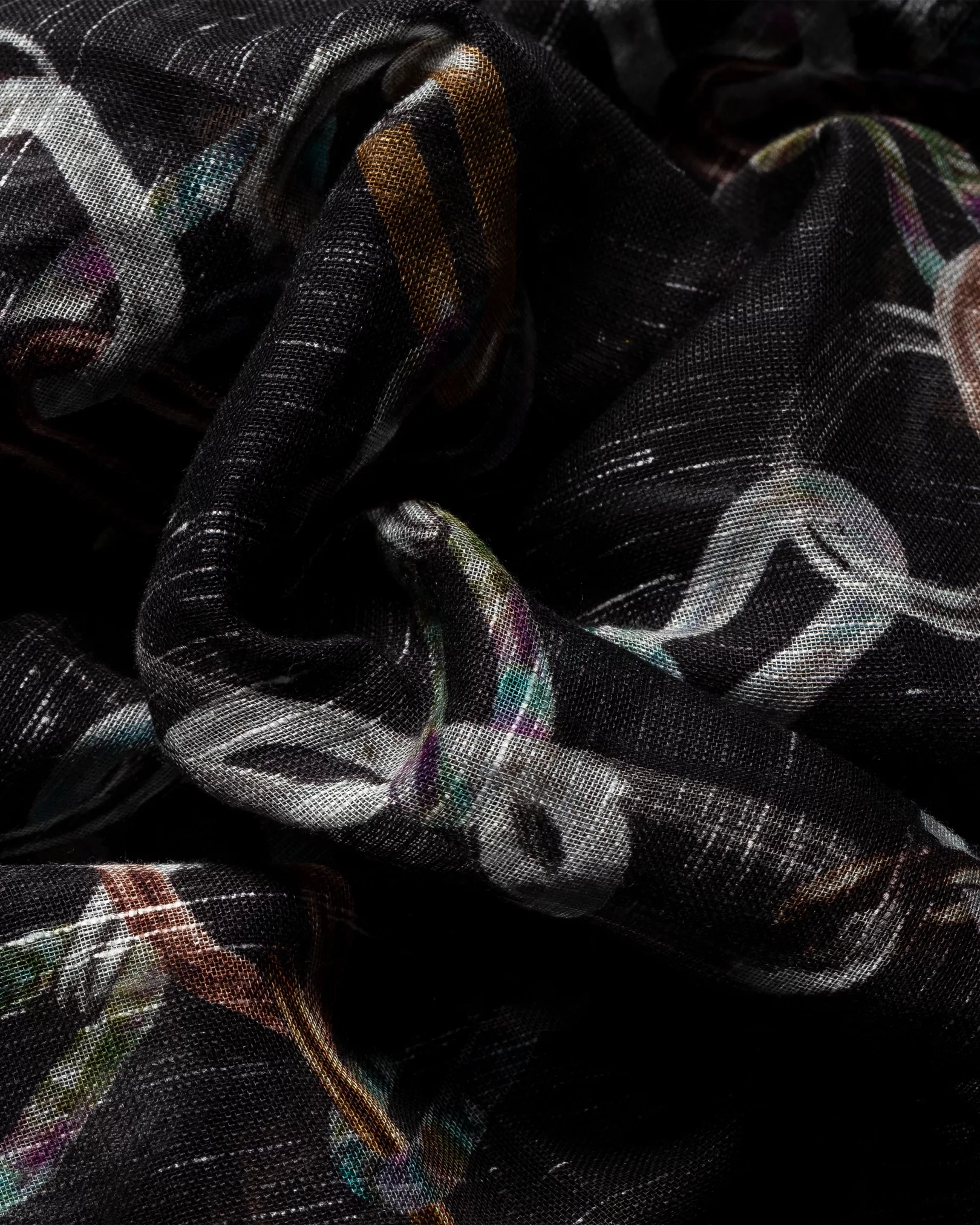 Eton - black chains print cotton linen scarf