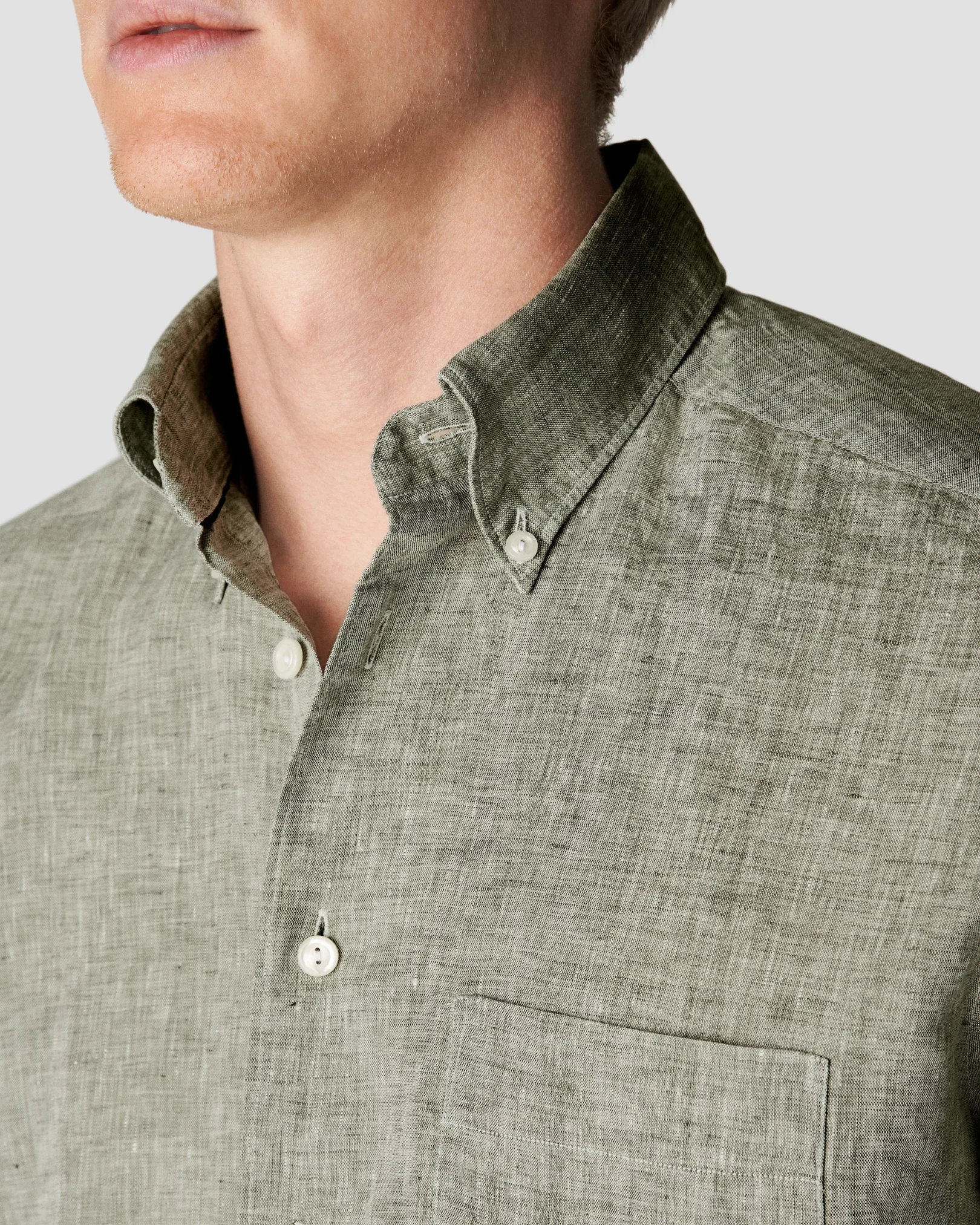 Eton - mid green linen short sleeve