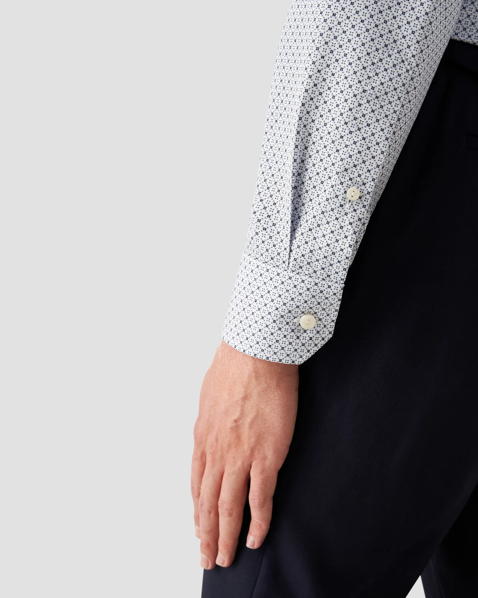 Eton - light blue poplin cut away 238