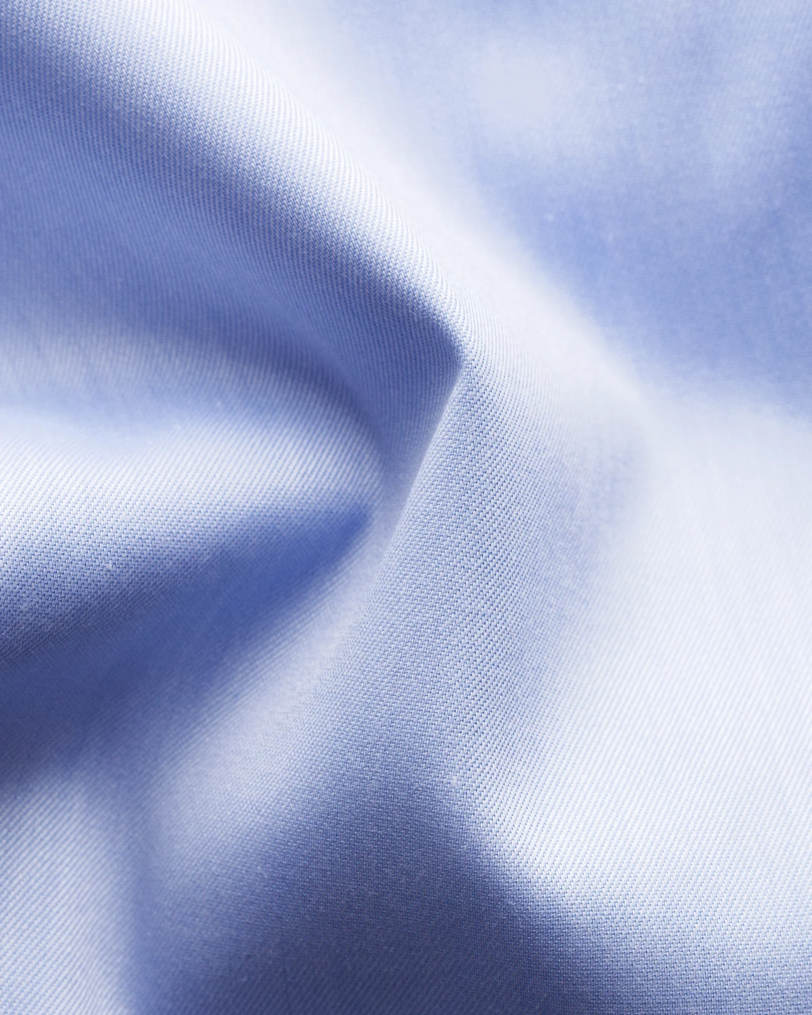 Eton - light blue signature twill cut special details