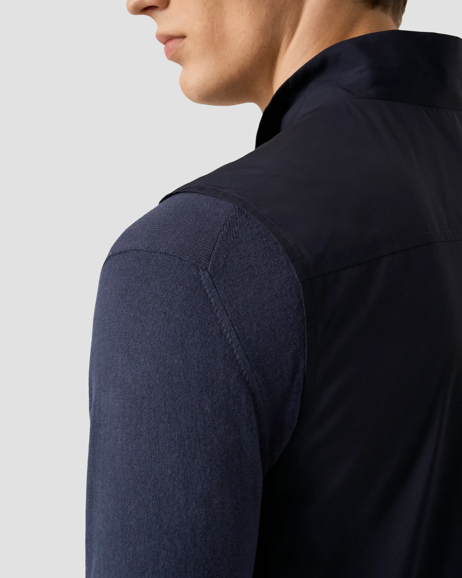 Eton - Solid Wind Vest with elastic hem