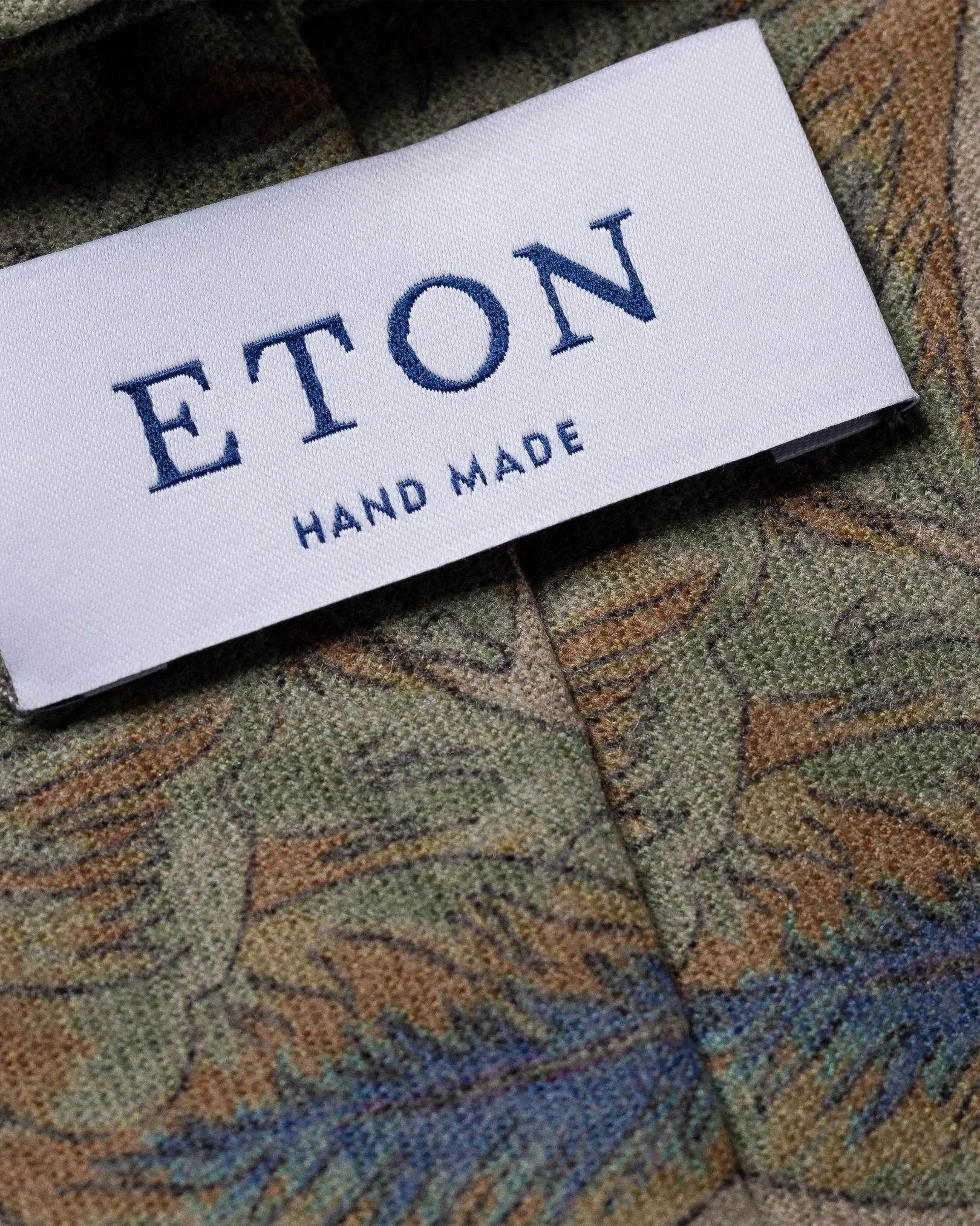 Eton - green tie af1