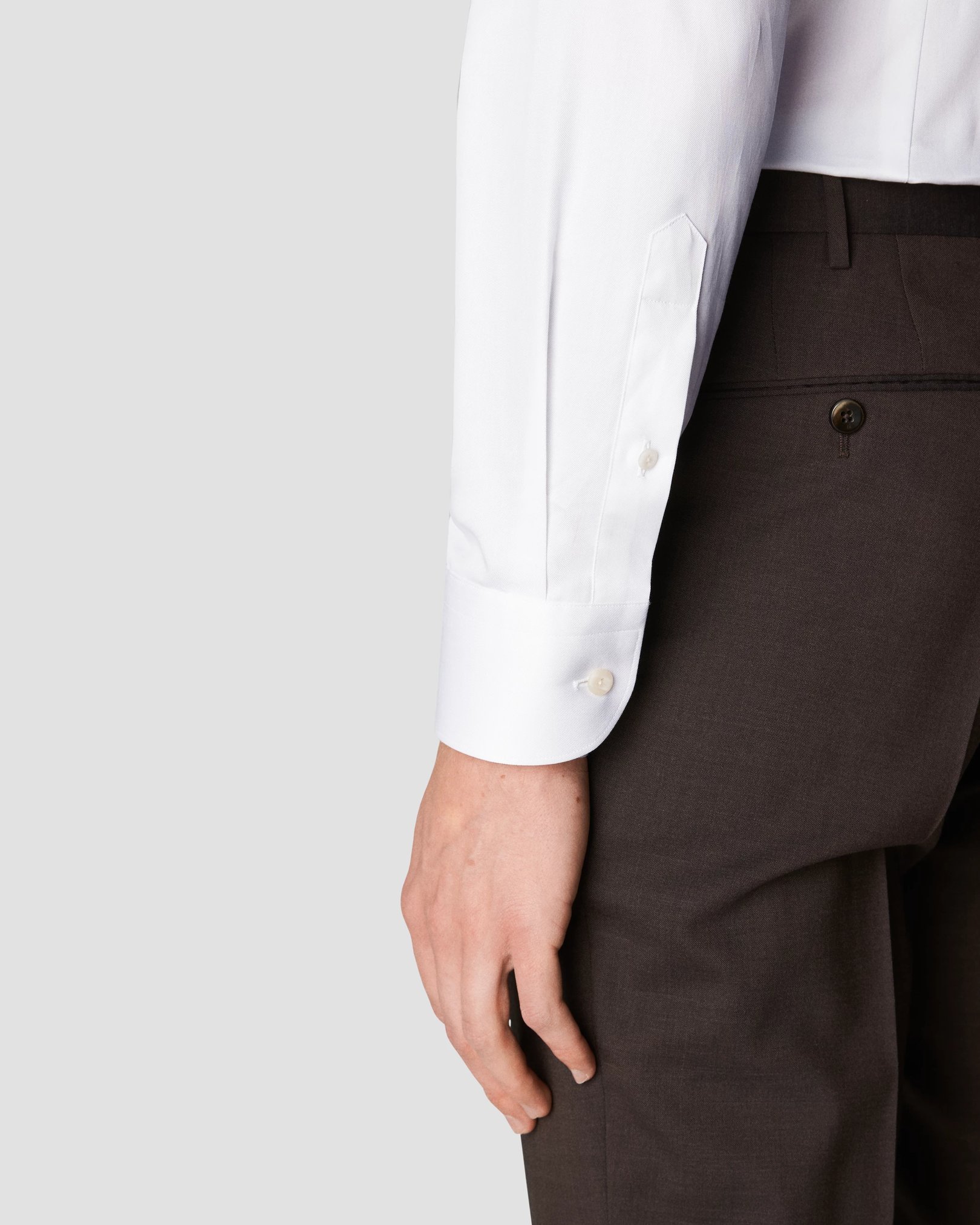 Eton - white signature twill wide spread rounded single one buttonhole slim