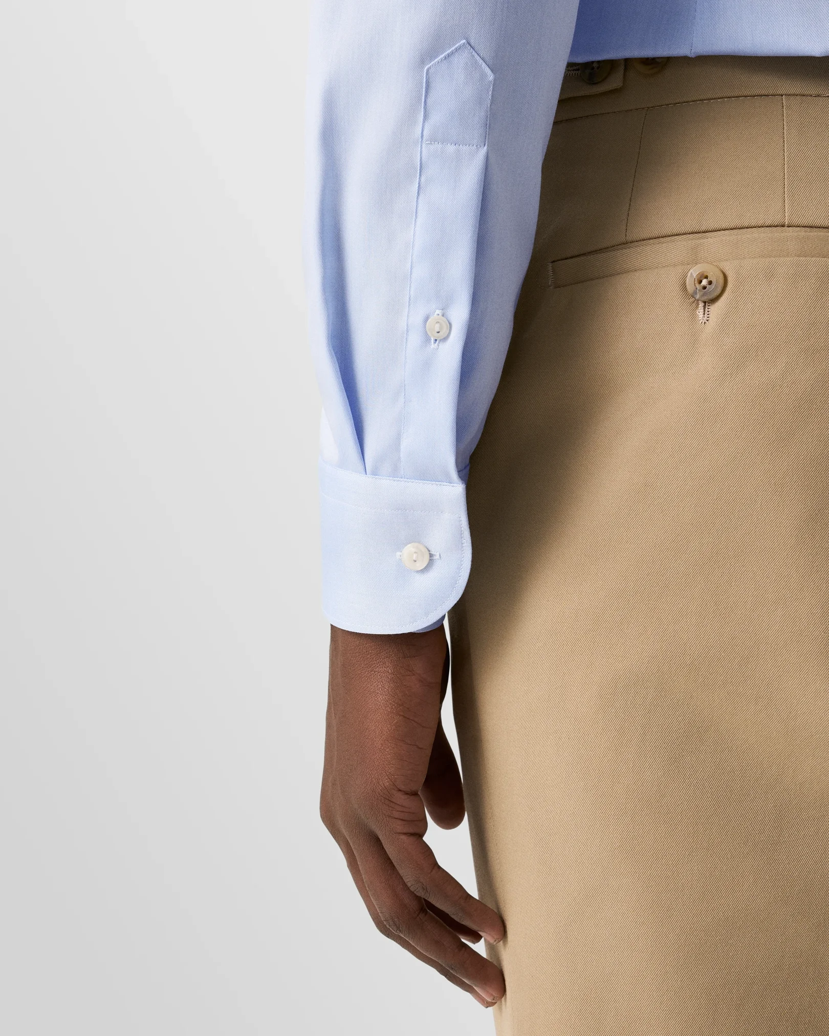 Eton - light blue signature twill wide spread collar