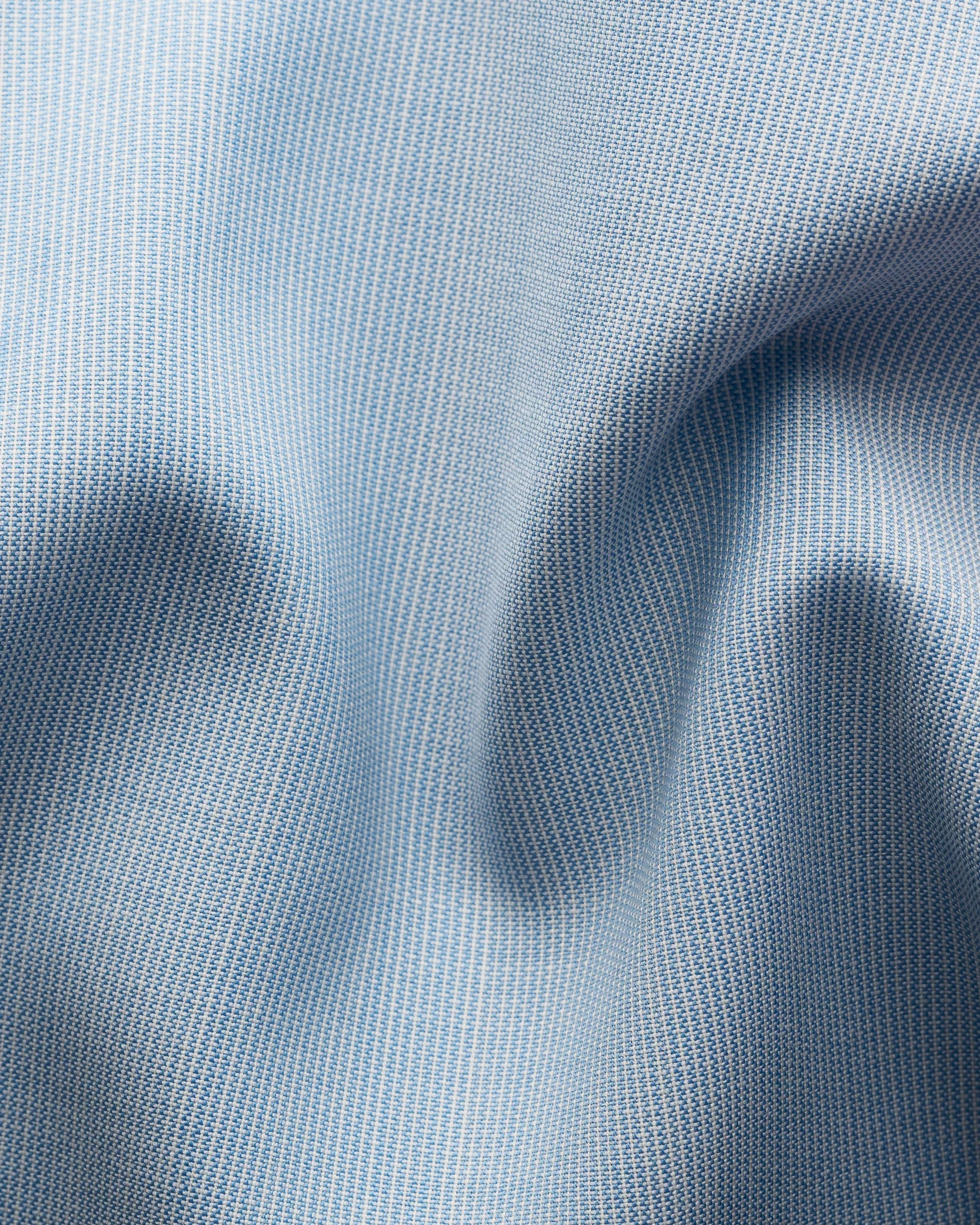 Eton - light blue wide spread rounded single cuff