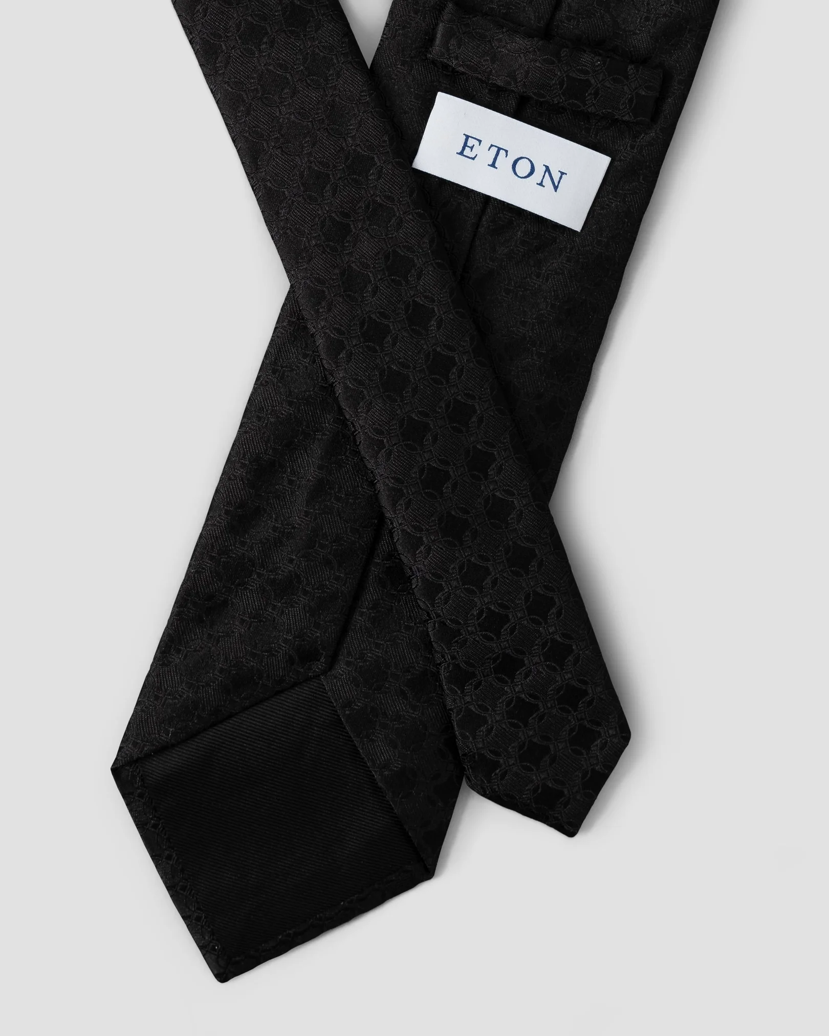 Cravate en soie à imprimé géométrique noir