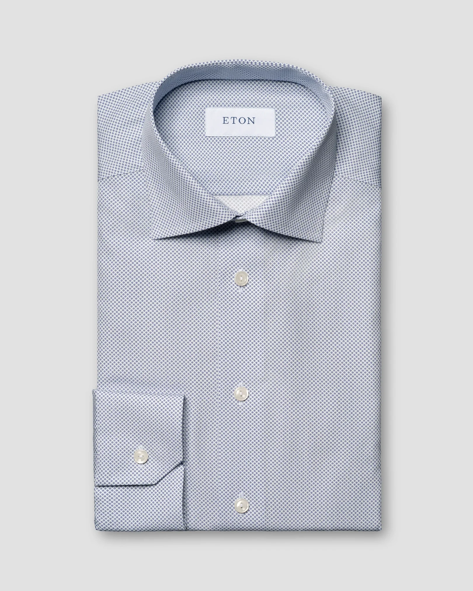 Eton - solid light blue poplincutaway