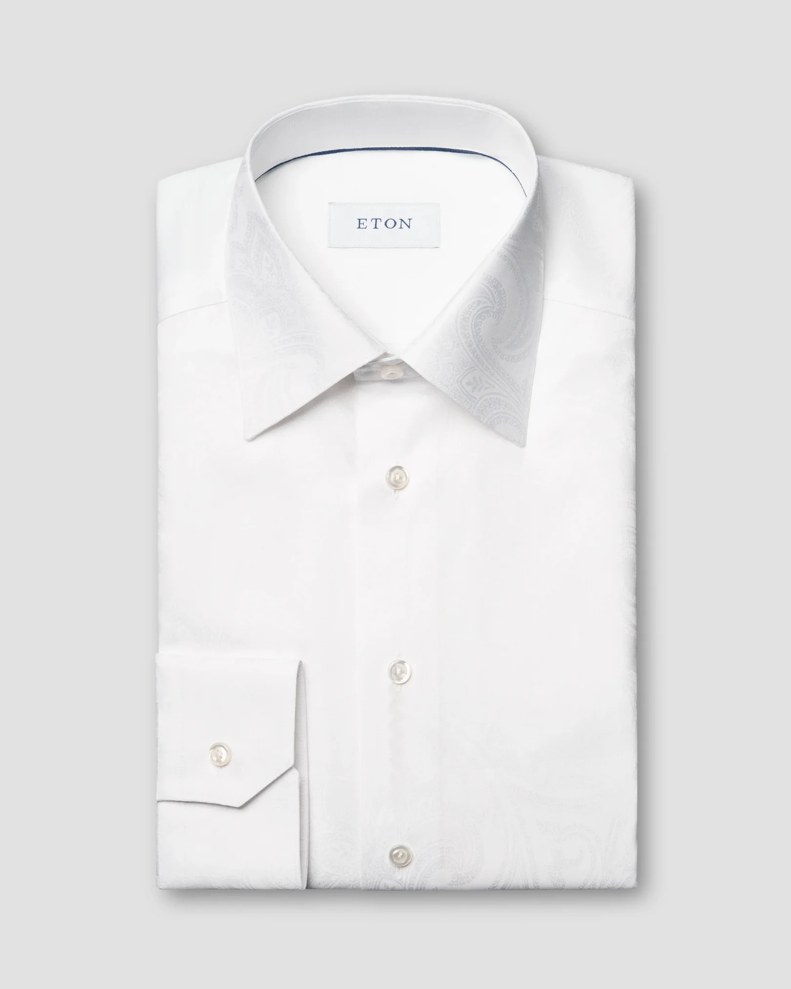 Eton - white jacquard moderate cut away