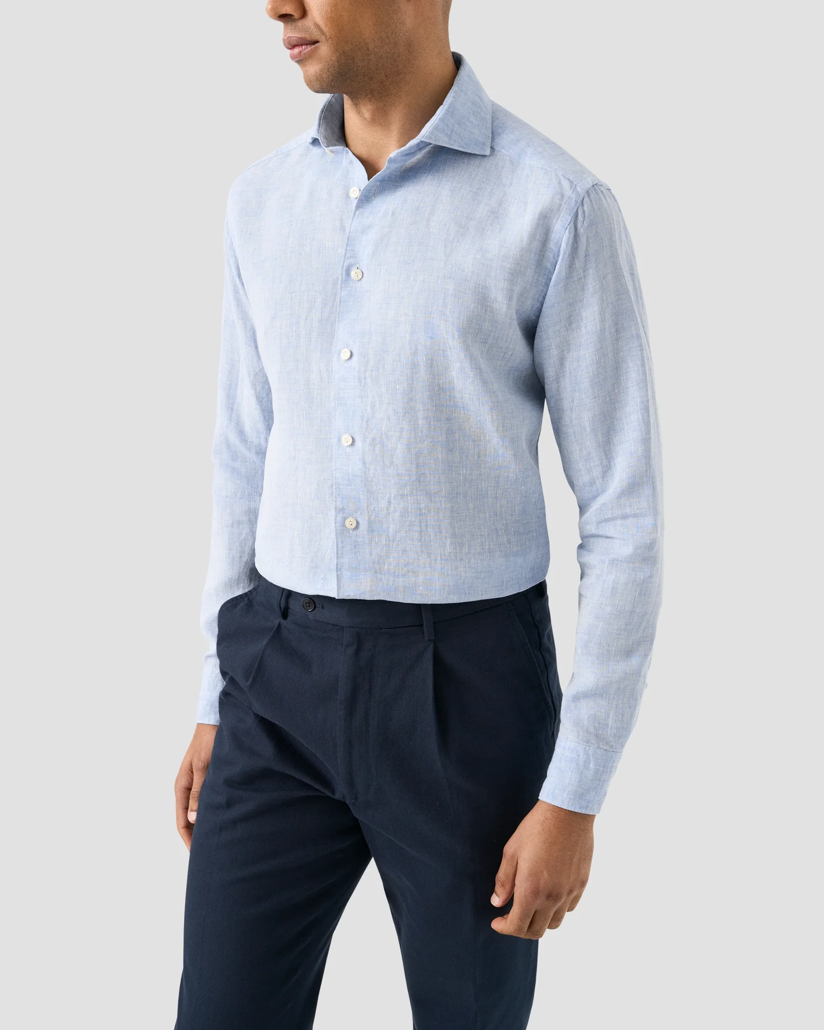 Eton - wide spread plain weave linen