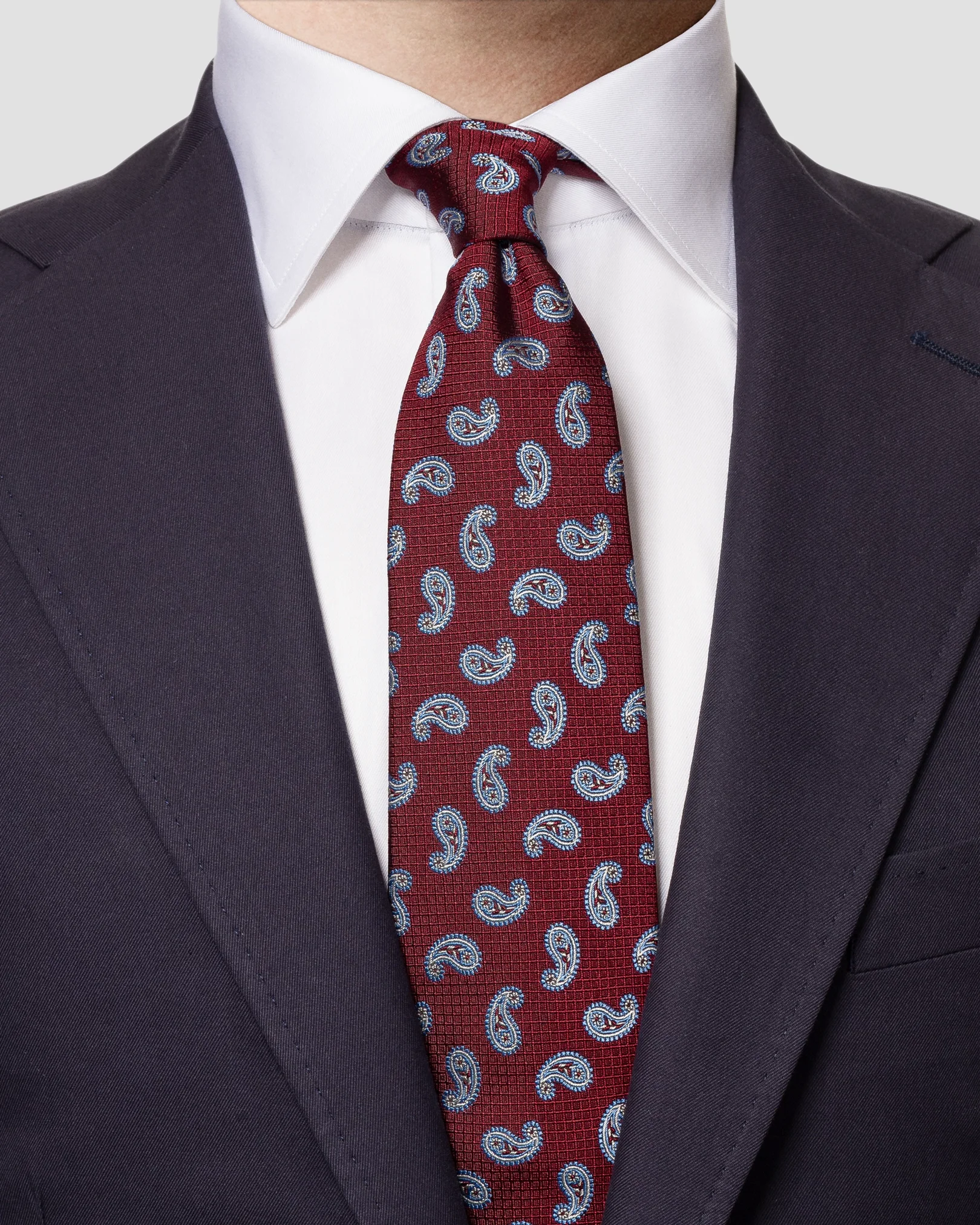 Eton - red tie af1
