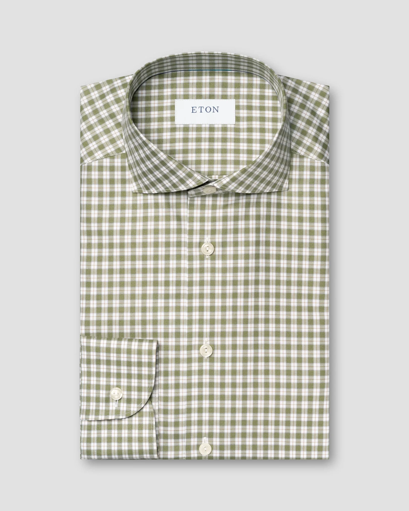 Eton - mid green twill widespread collar