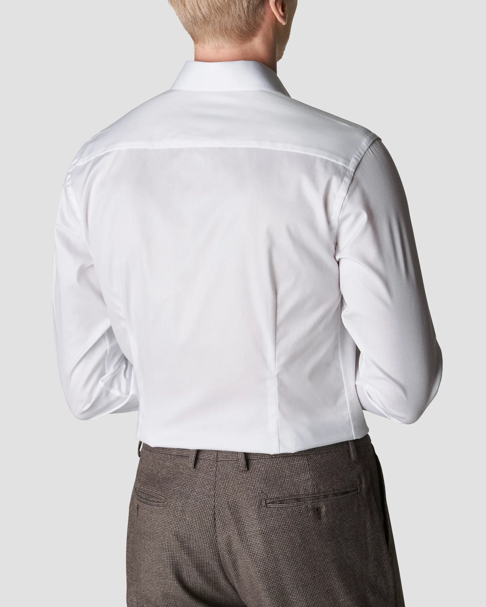 Eton - white signature twill cut special details