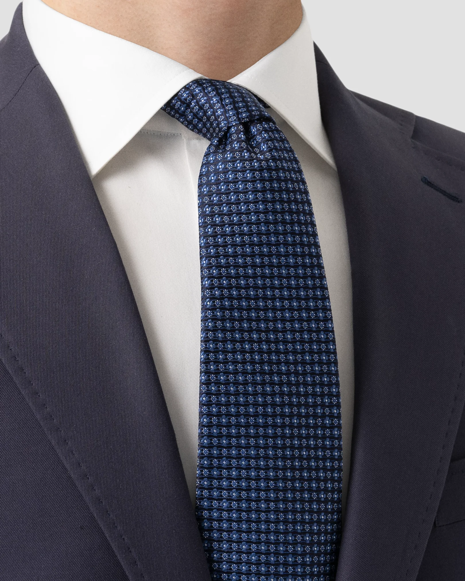 Eton - dark blue floral woven silk tie