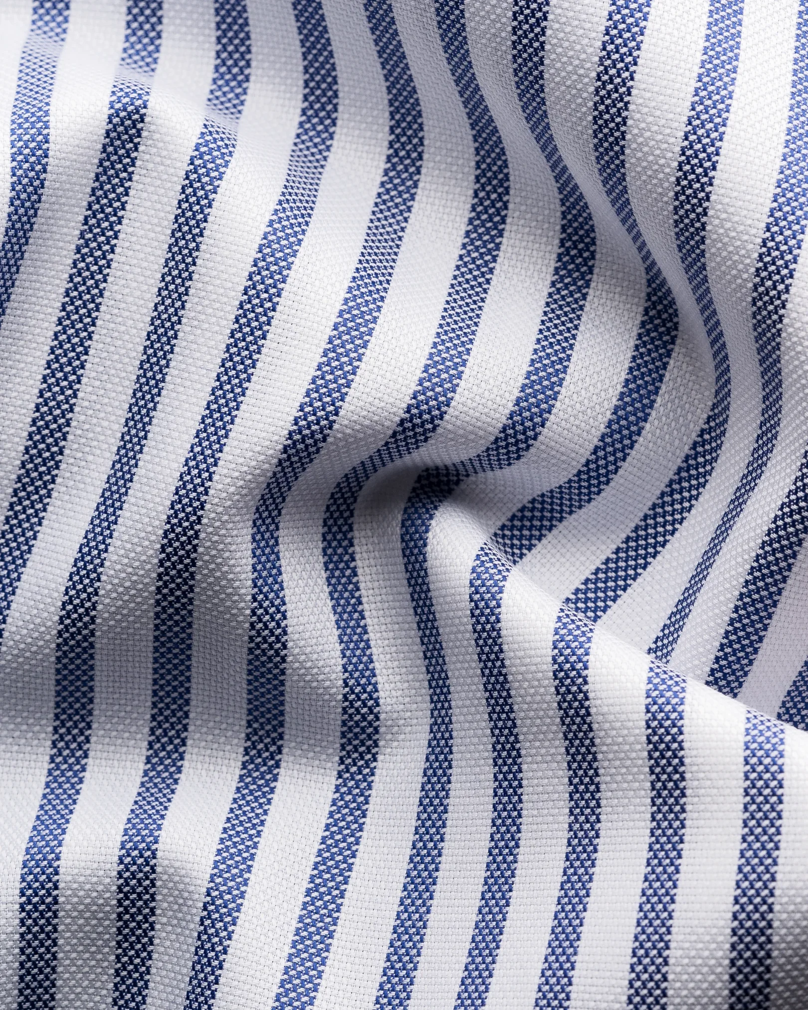 Wrinkle-resistant Oxford 