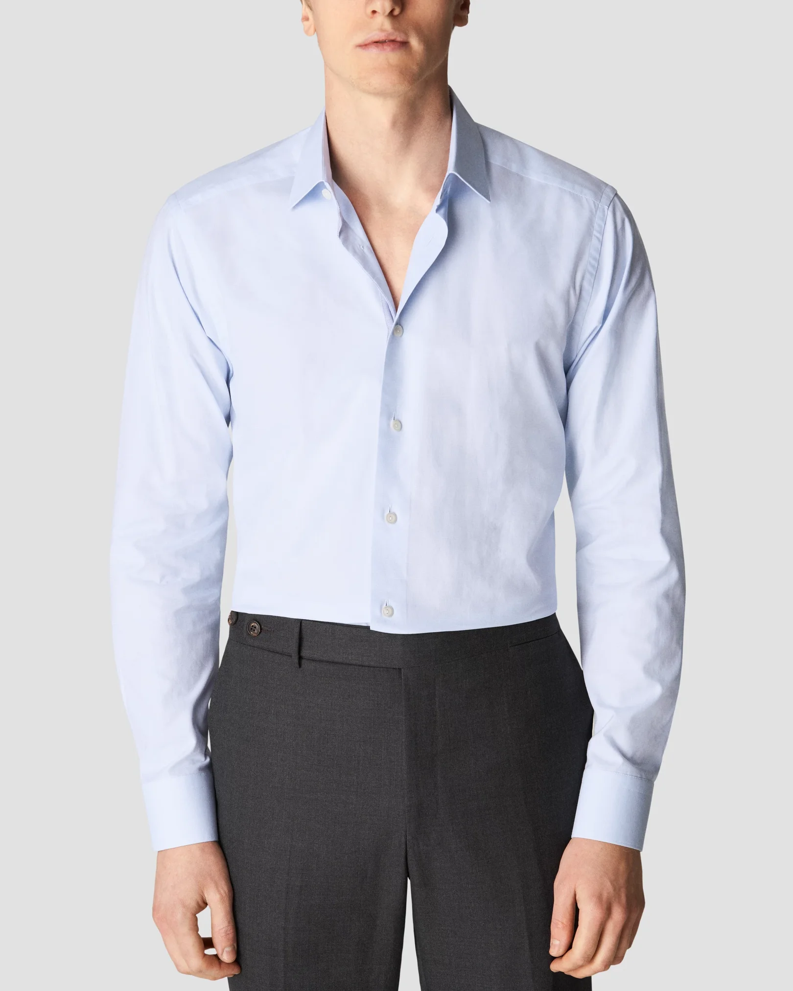 Eton - light blue signature twill semi solid