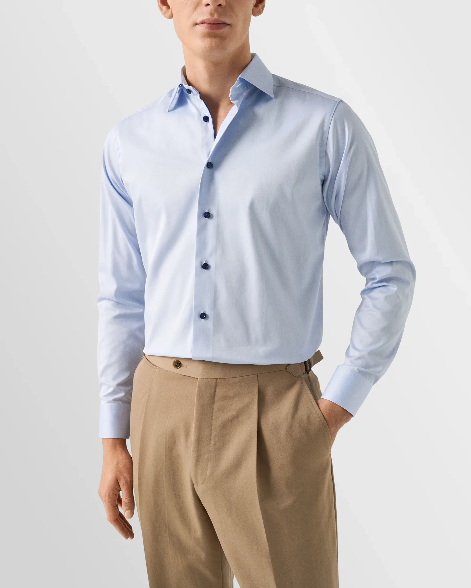 Eton - light blue signature twill contrast details