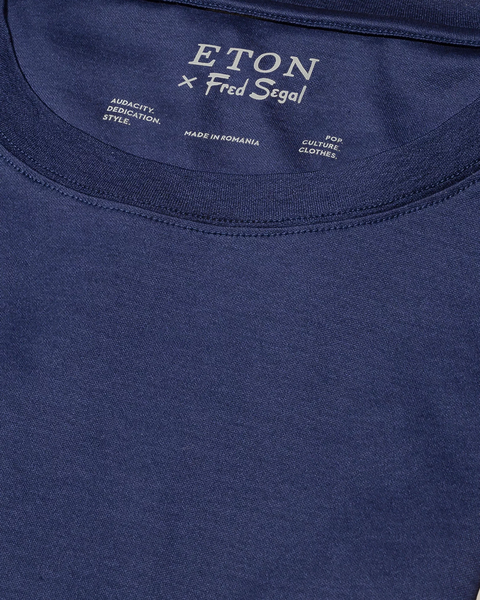 T-shirt bleu marine en fil d’Écosse, édition spéciale