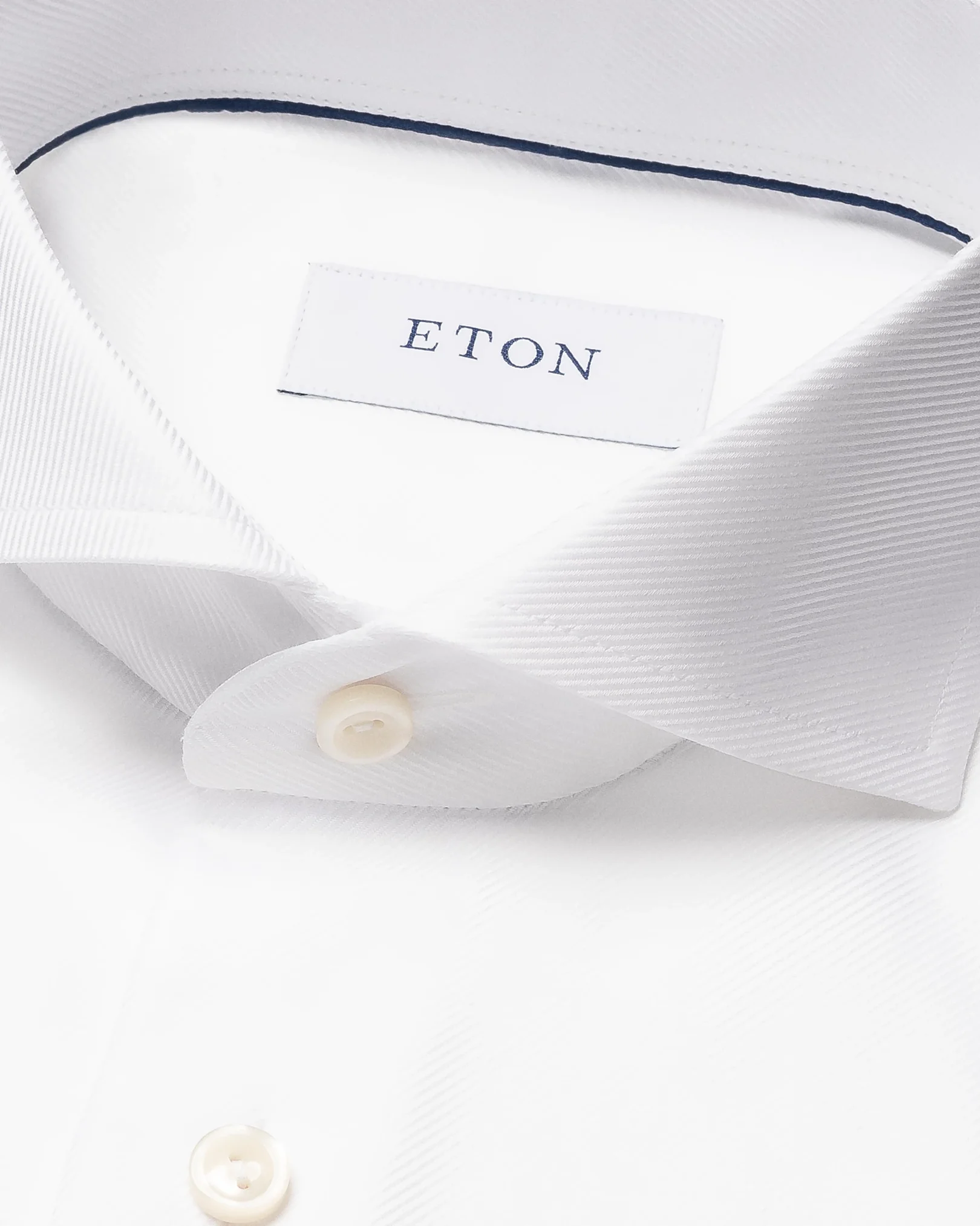 Eton - textured twill shirt extreme cut away