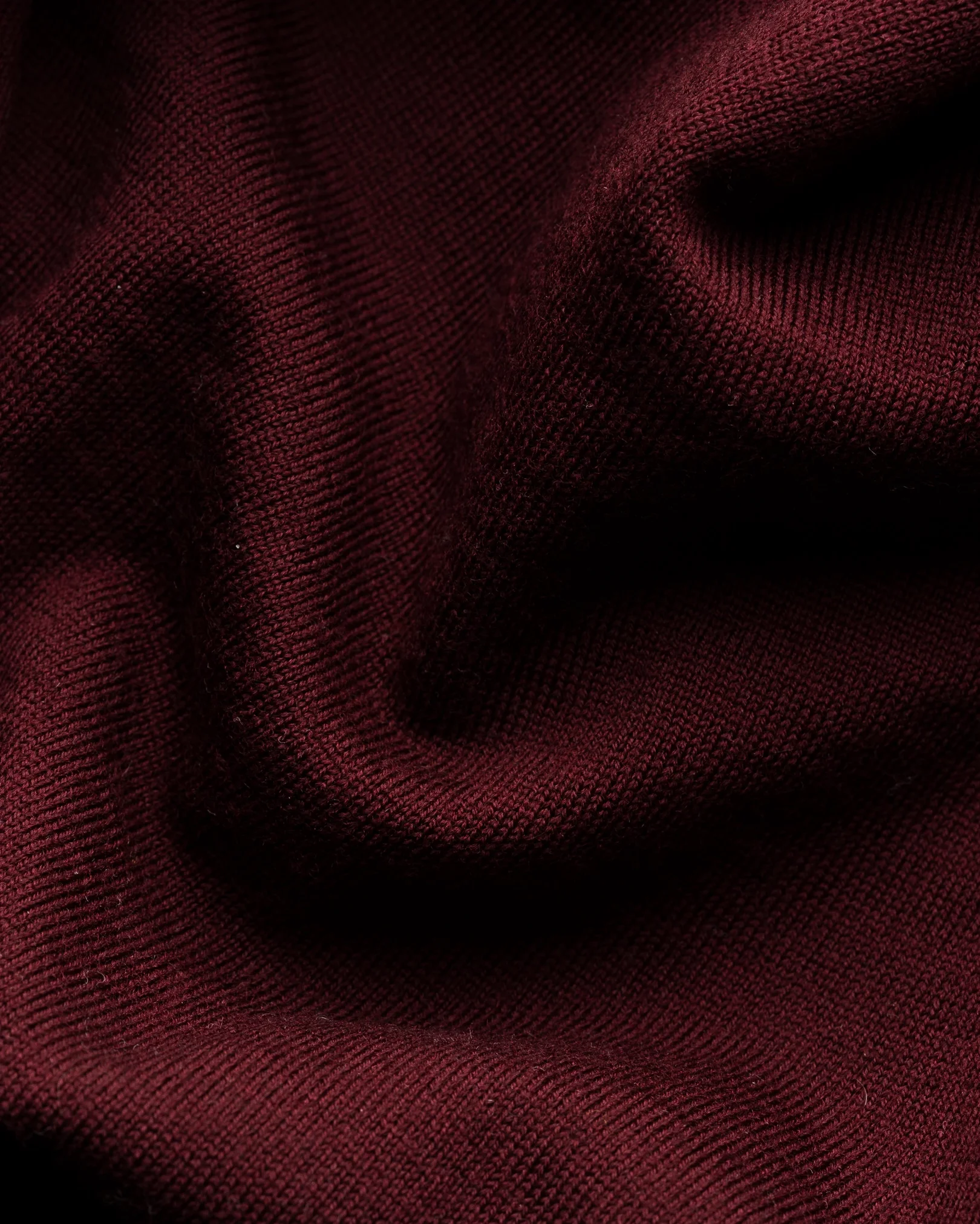 Eton - dark red knitted merino