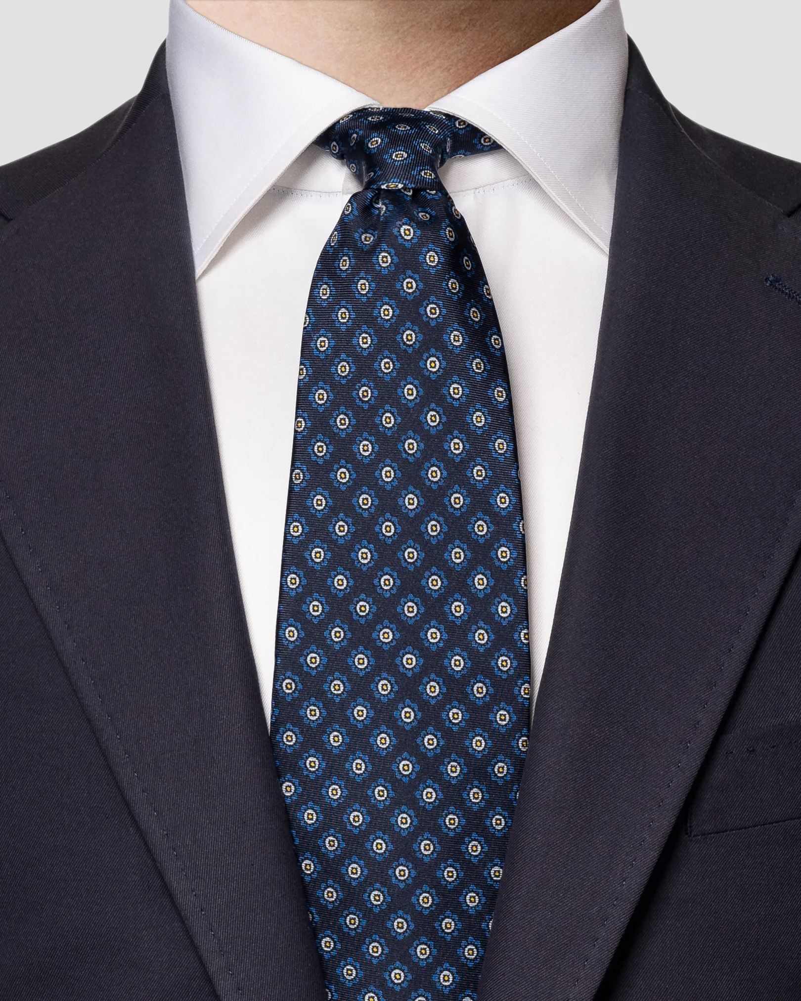 Midnight blue and amaranth silk tie