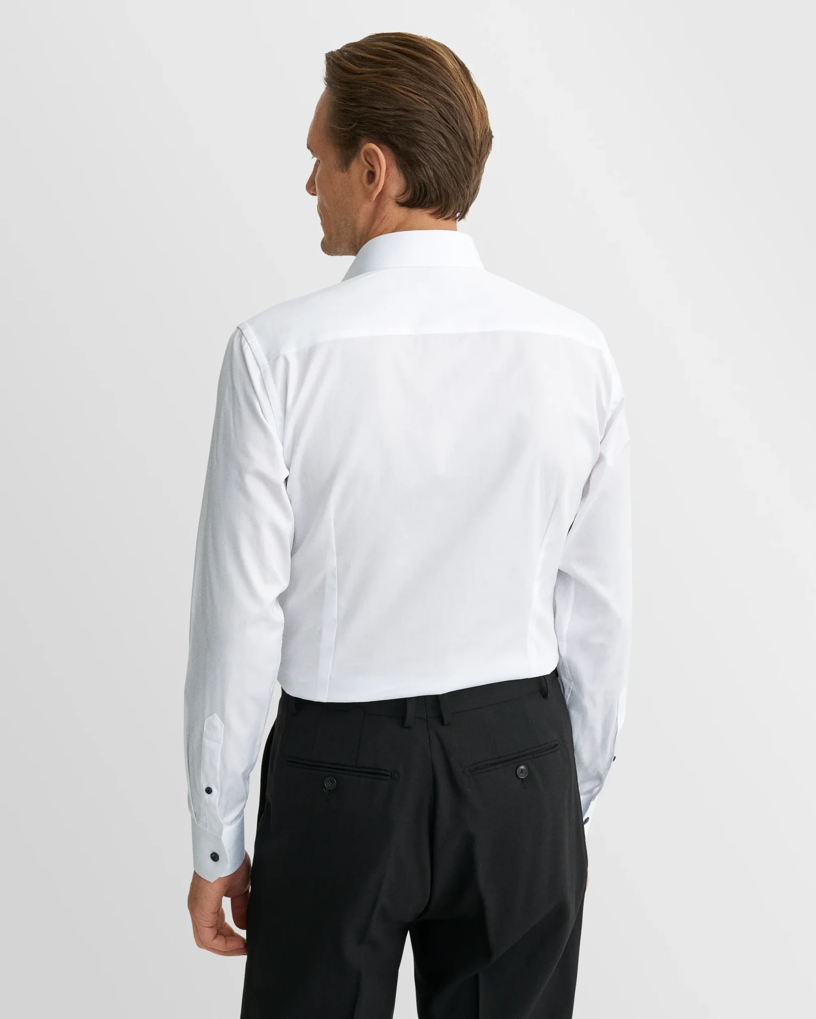 Eton - white signature twill contrast buttons