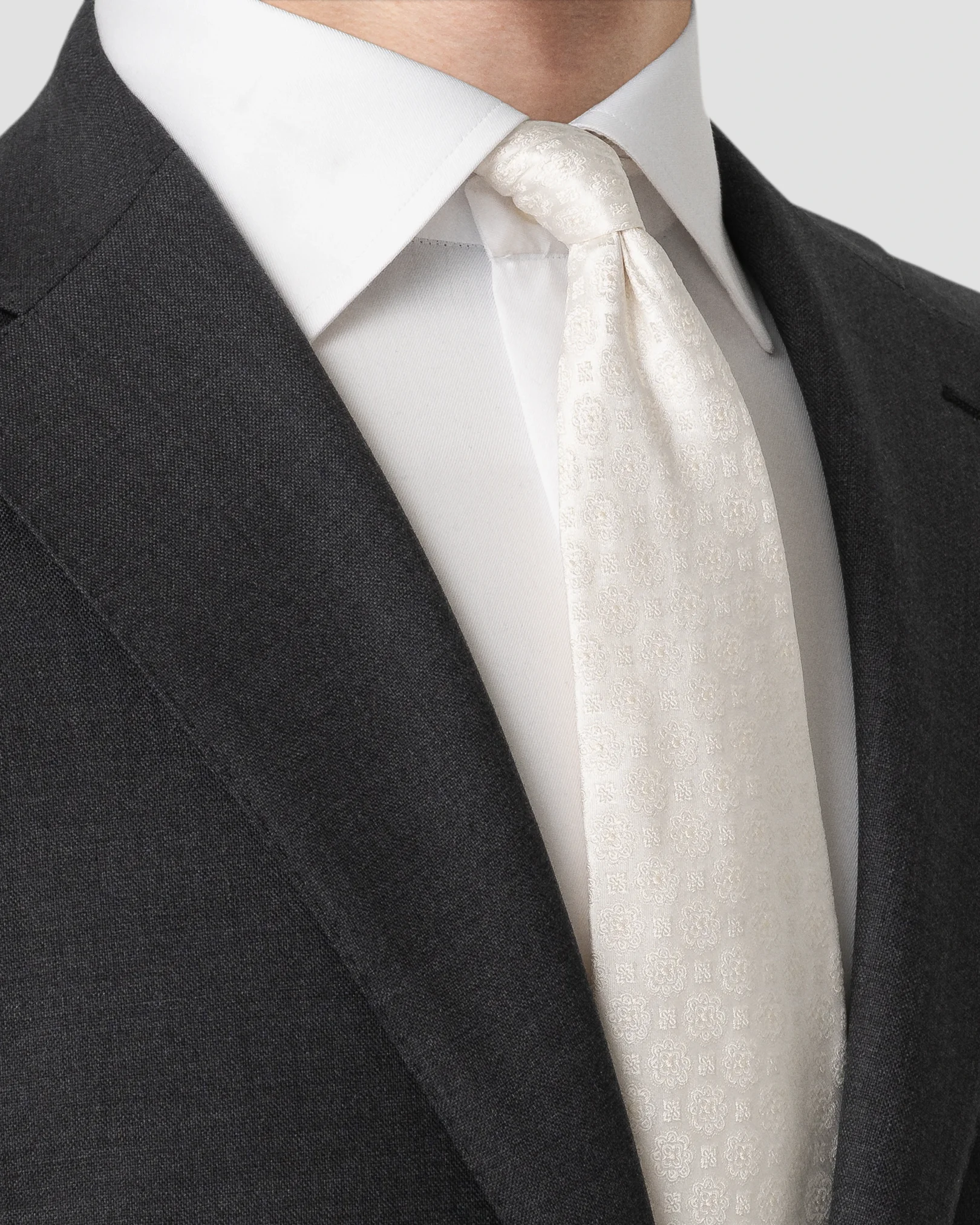 Eton - medallion woven silk tie white