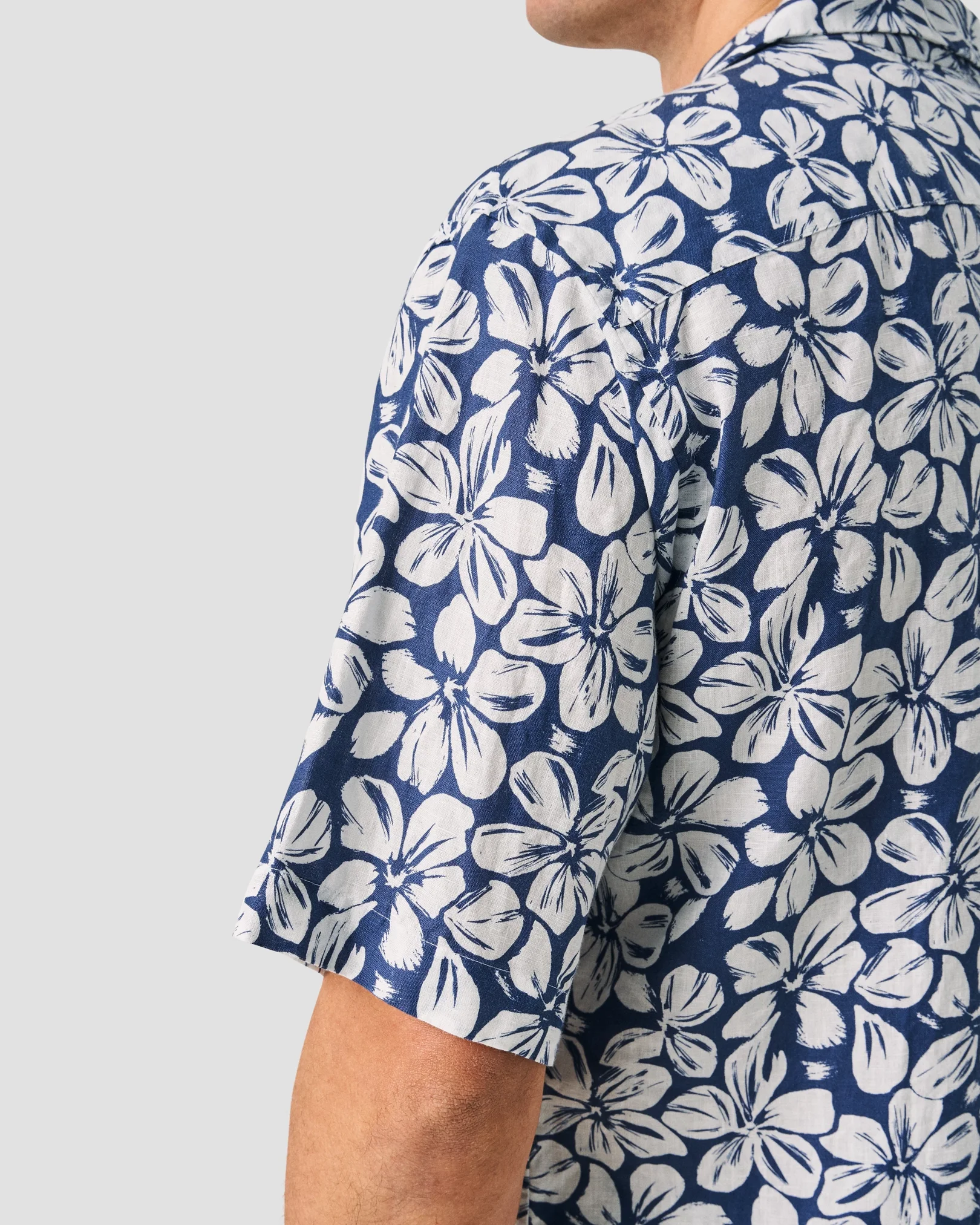 Eton - mid blue linen resort shirt