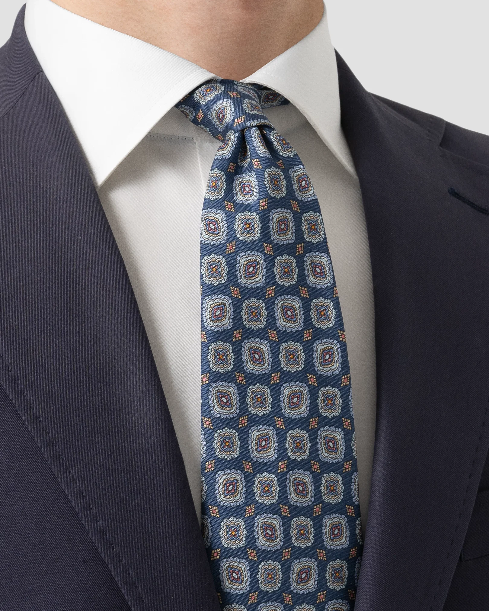 Eton - classic navy blue medallion tie