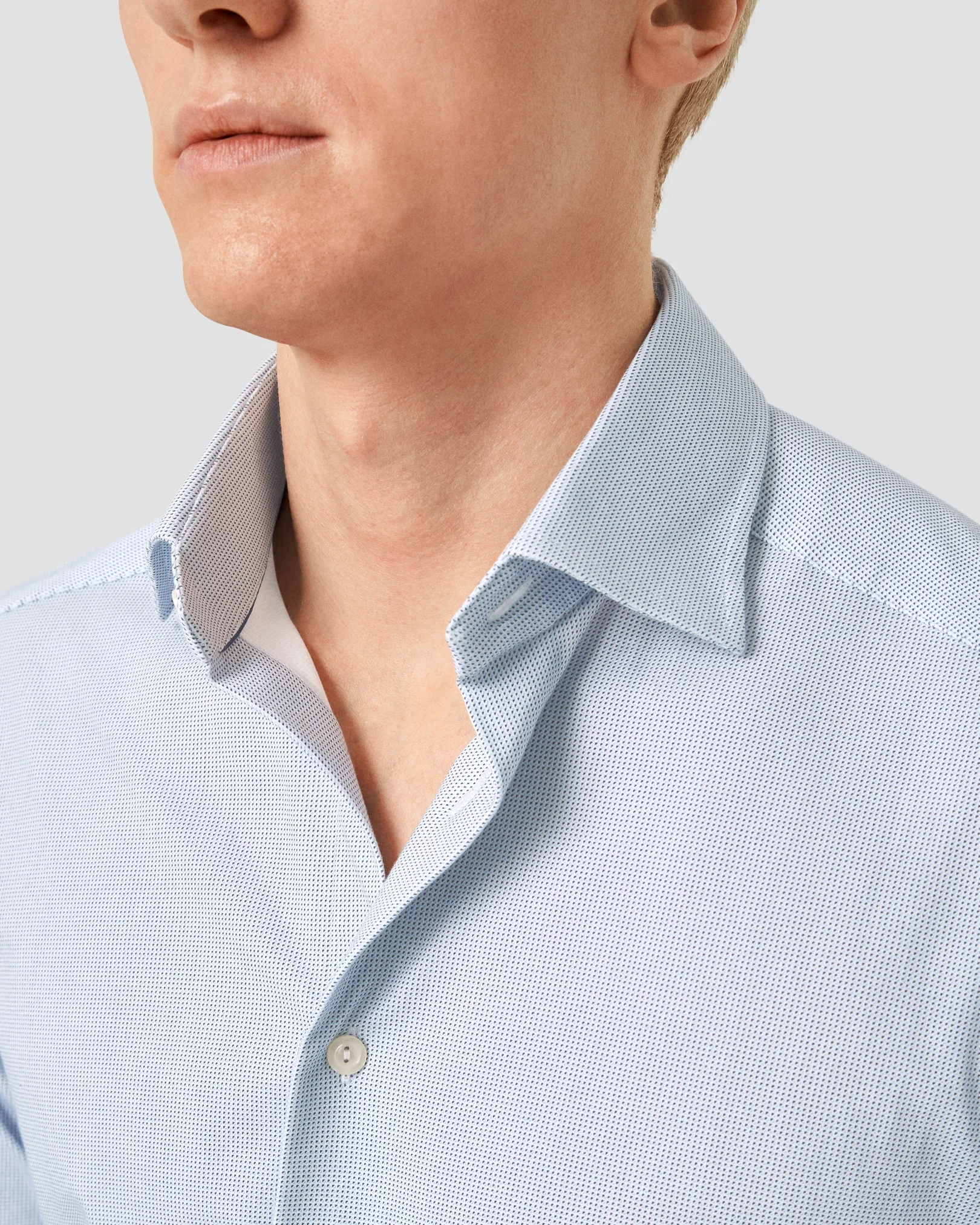 Eton - light blue stretch cut away collar rounded single slim fit