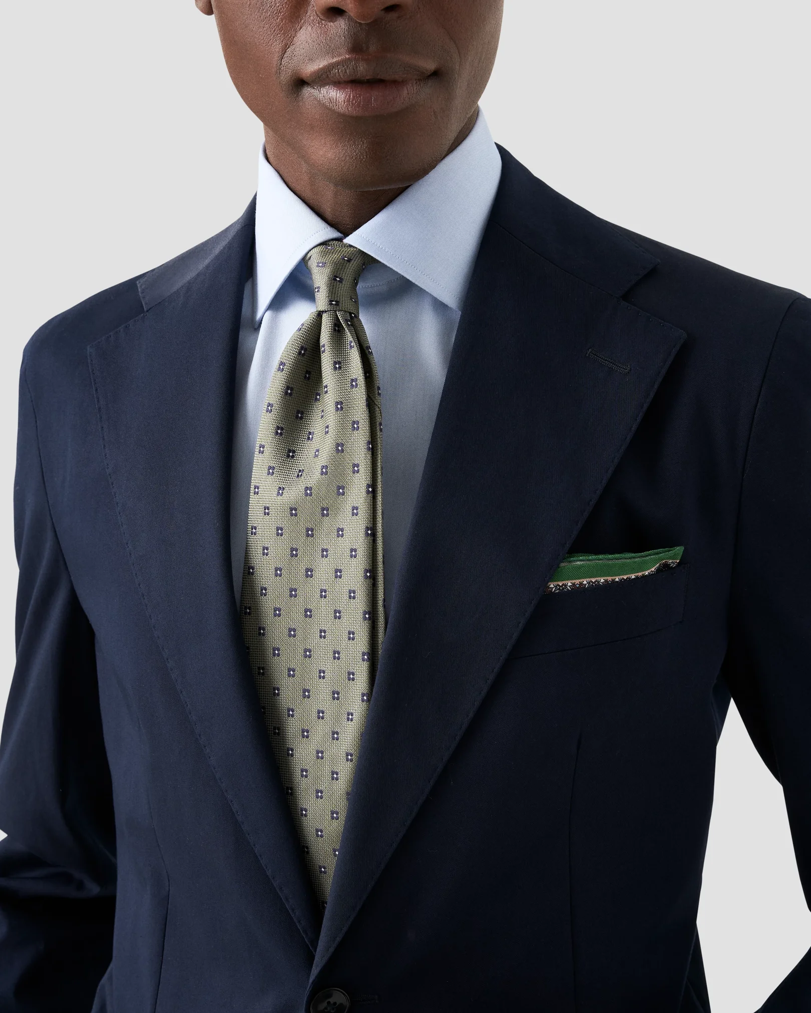 Eton - light blue crease resistant signature twill