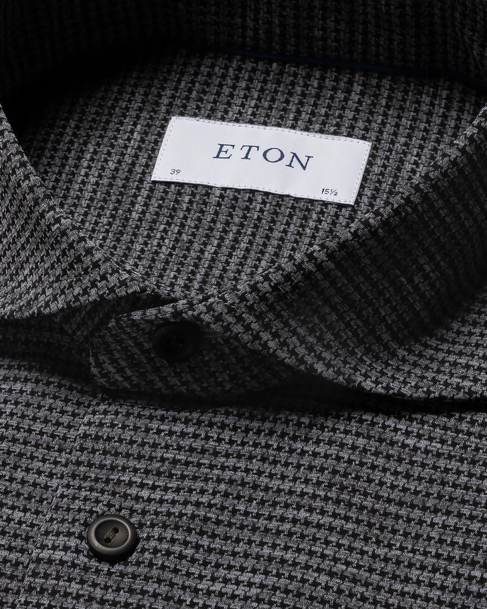 Eton - black dundalk