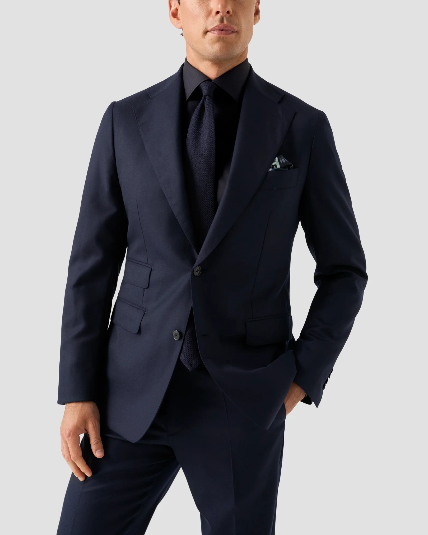 Eton - navy blue signature twill casino details