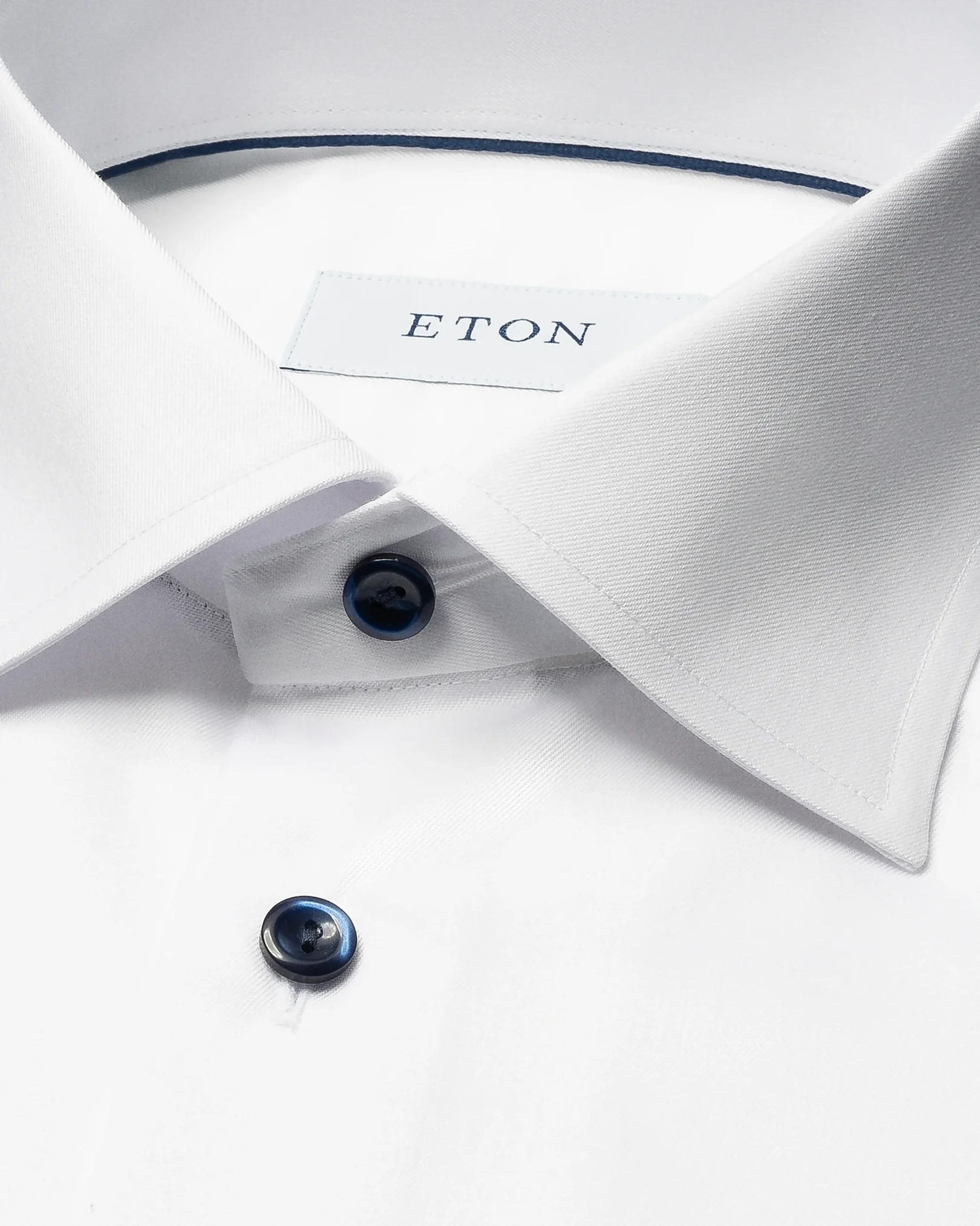 Eton - white twill shirt with navy details