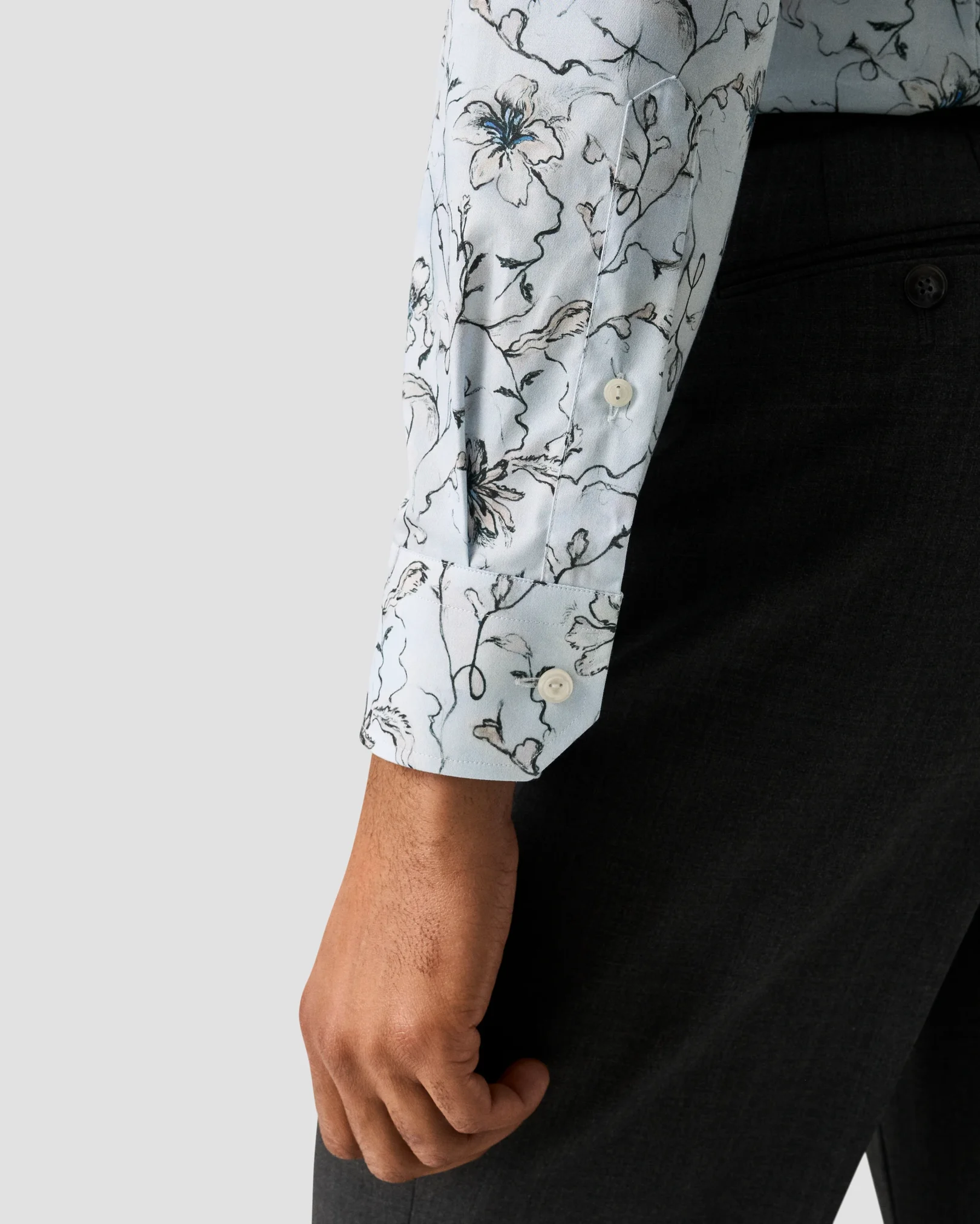 Eton - light blue floral signature cutaway