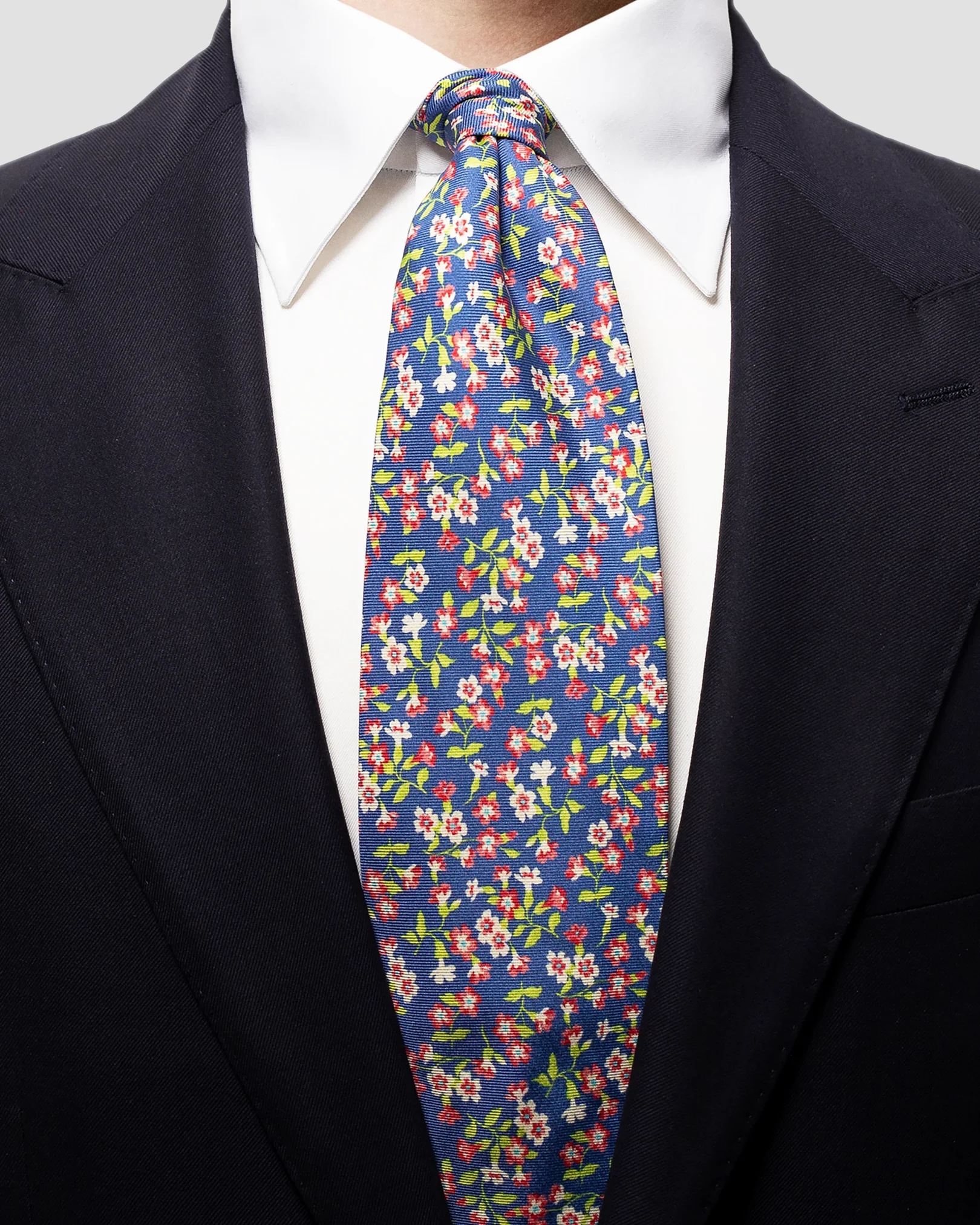 Eton - blue flower silk tie