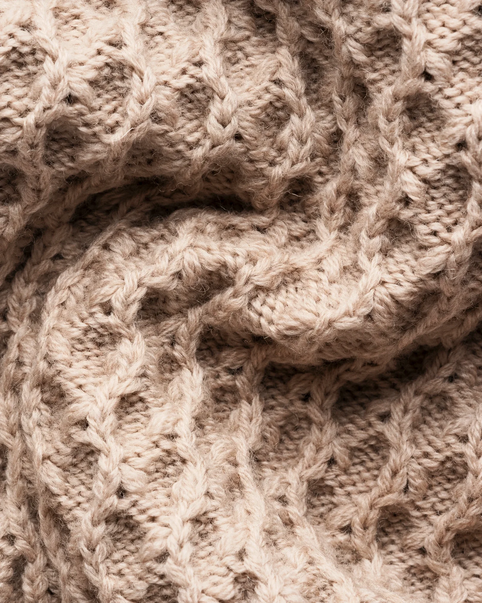 Eton - beige merino heavy structure turtle neck