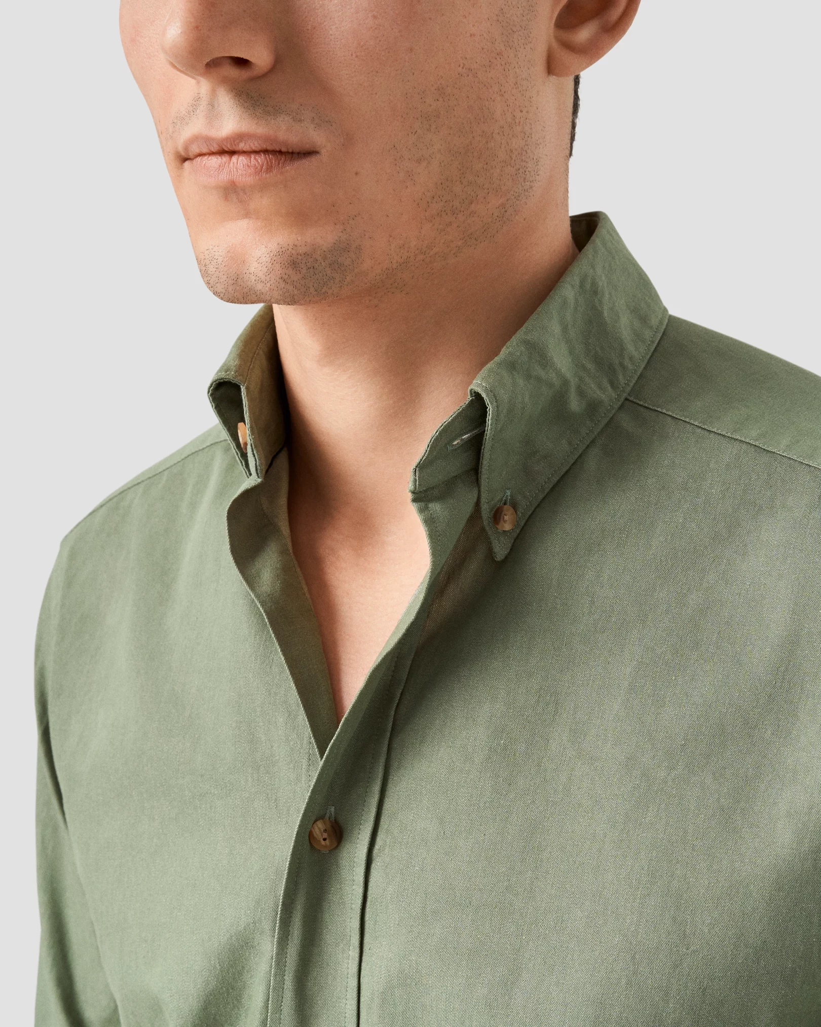 Van Heusen Denim Labs Men Solid Casual Dark Green Shirt - Buy Van Heusen  Denim Labs Men Solid Casual Dark Green Shirt Online at Best Prices in India  | Flipkart.com