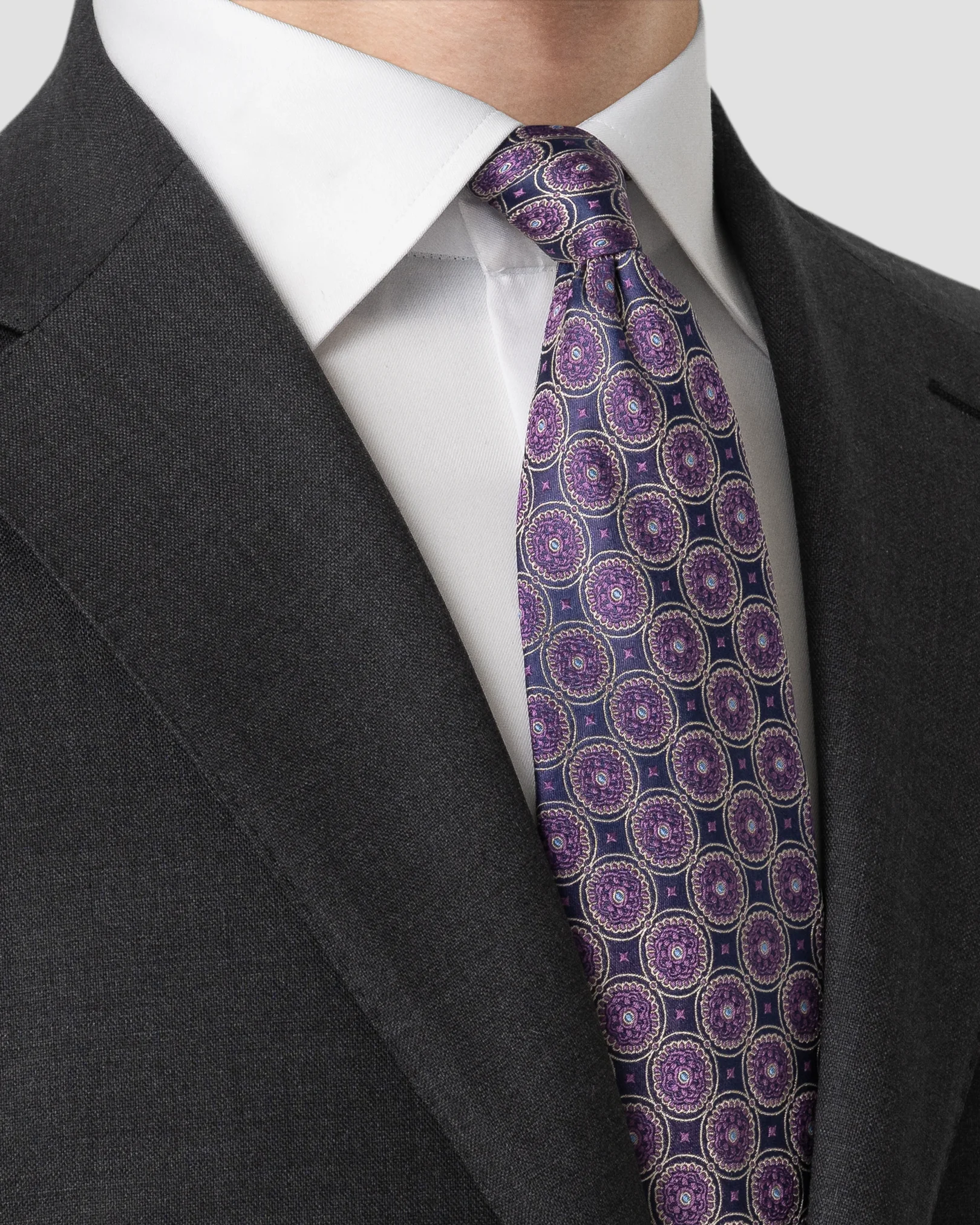 Eton - medallion 256 woven silk tie