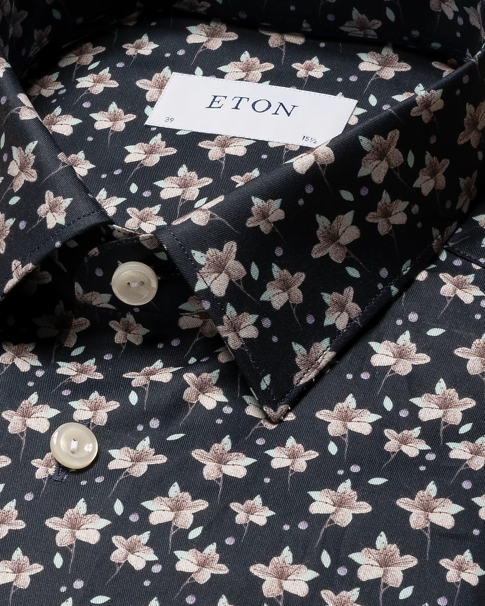 Eton - black signature twill floral pointed collar