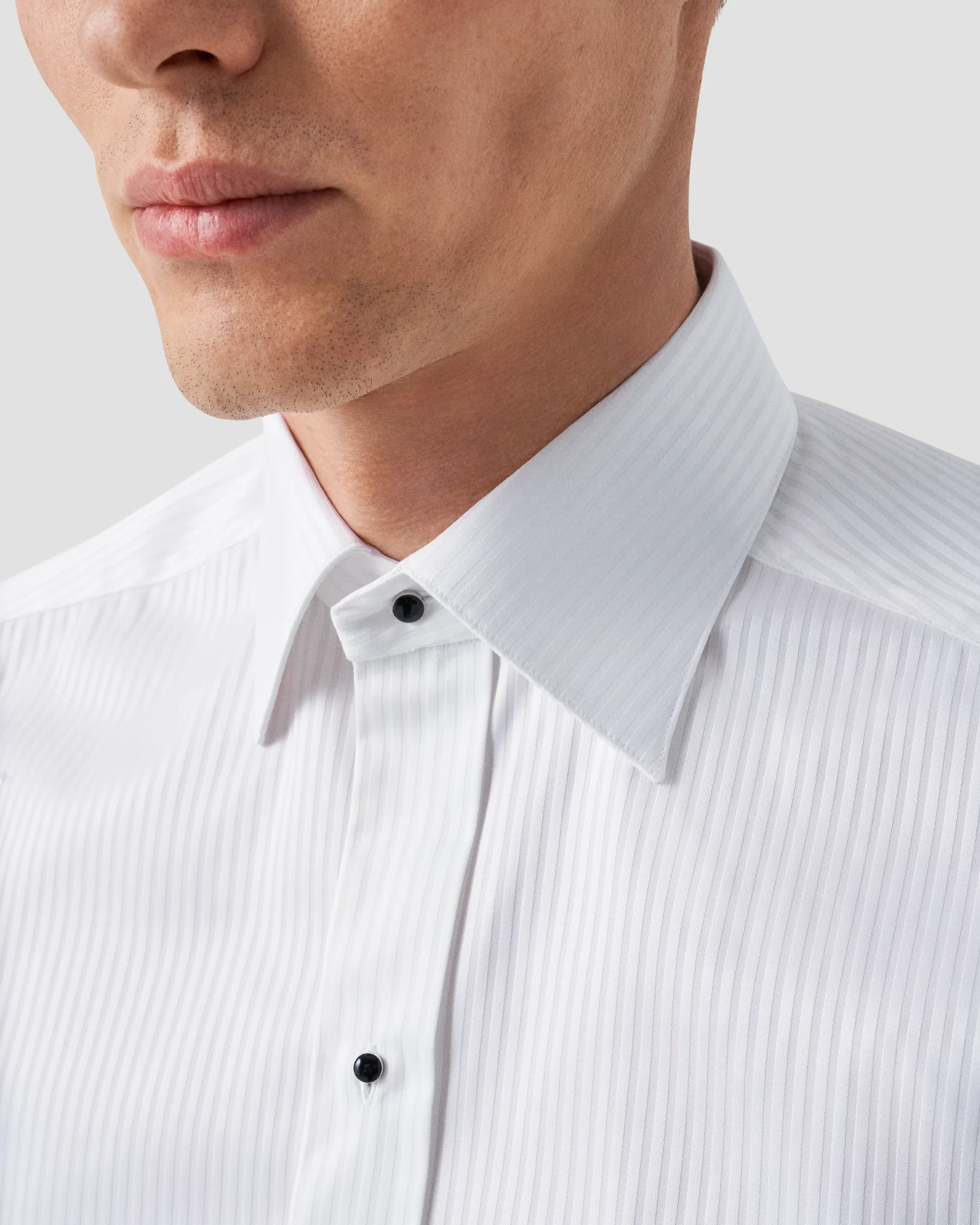 Eton - moderate cutaway french cuff