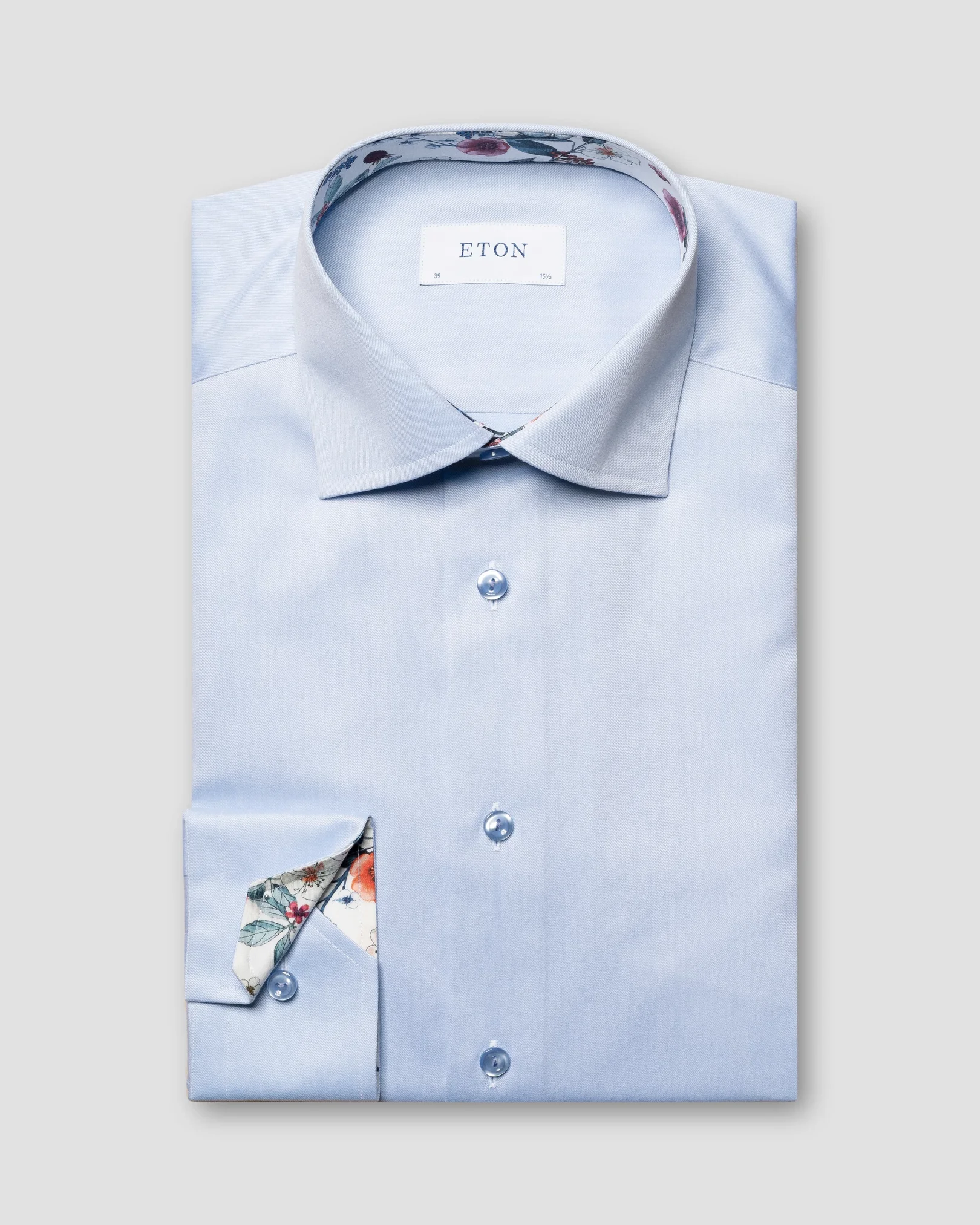 Eton - light blue crease resistant signature twill