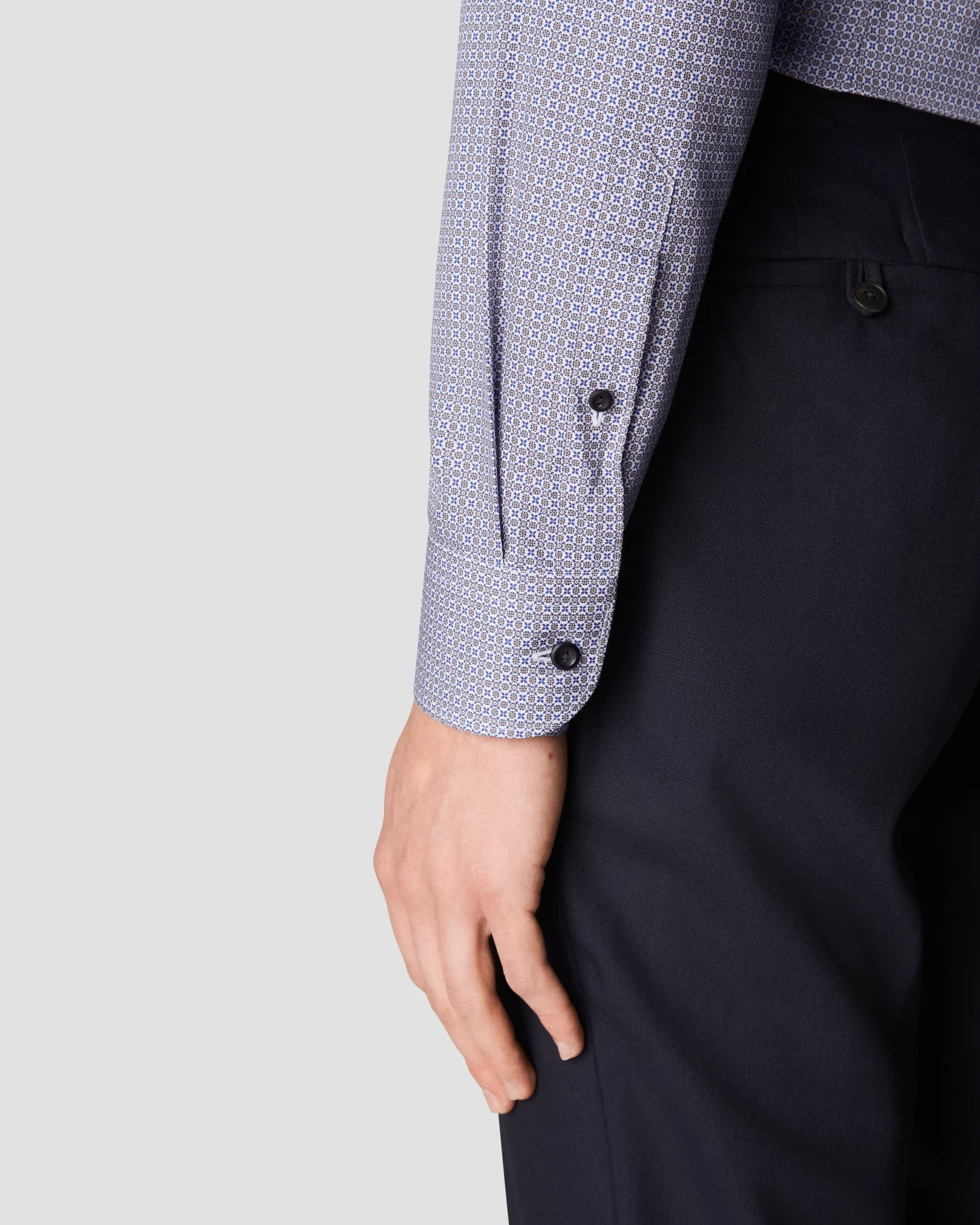 Eton - navy blue signature twill tencel