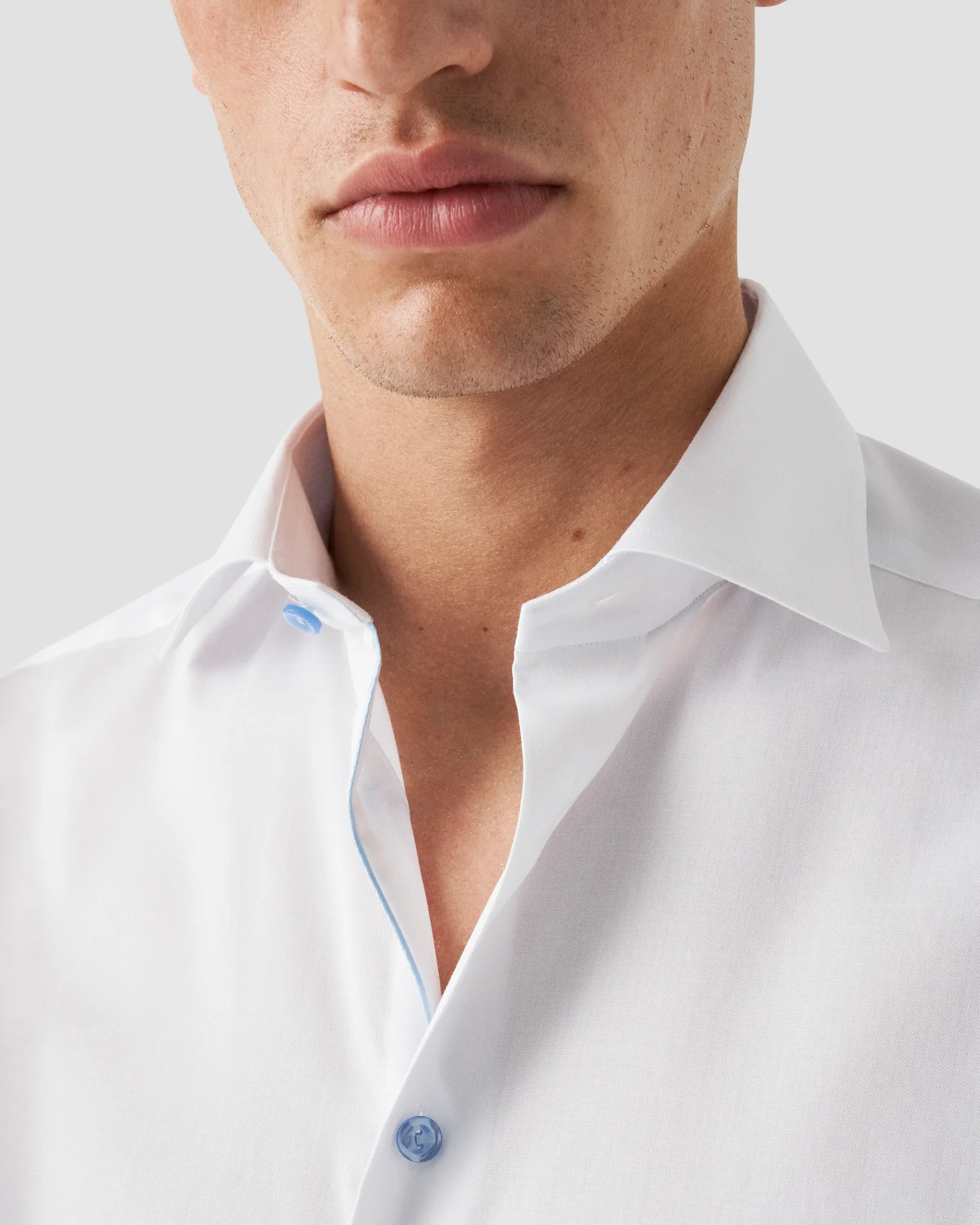 Eton - white twill shirt blue details cutaway