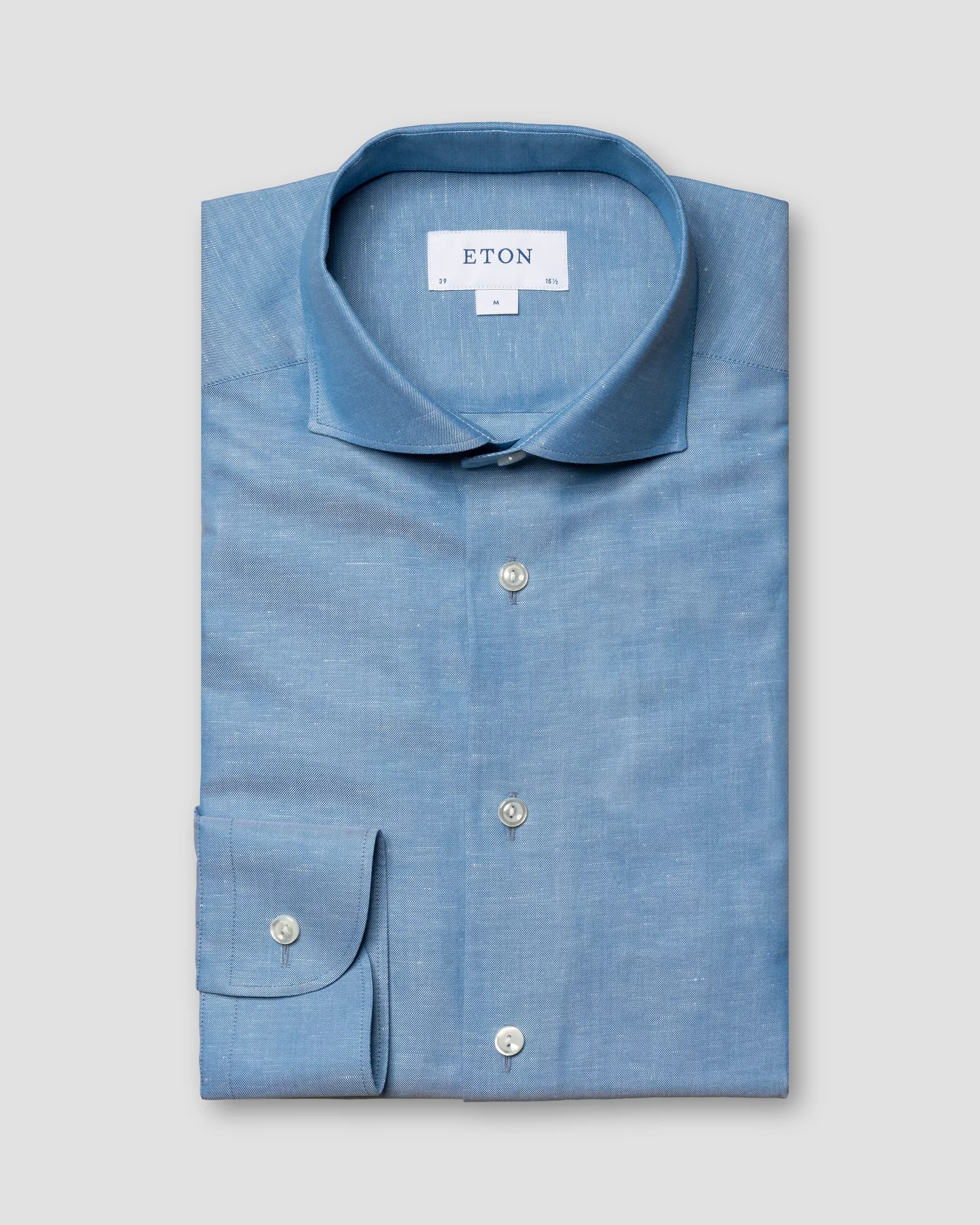 Blå, strykfri skjorta i bomull och linne