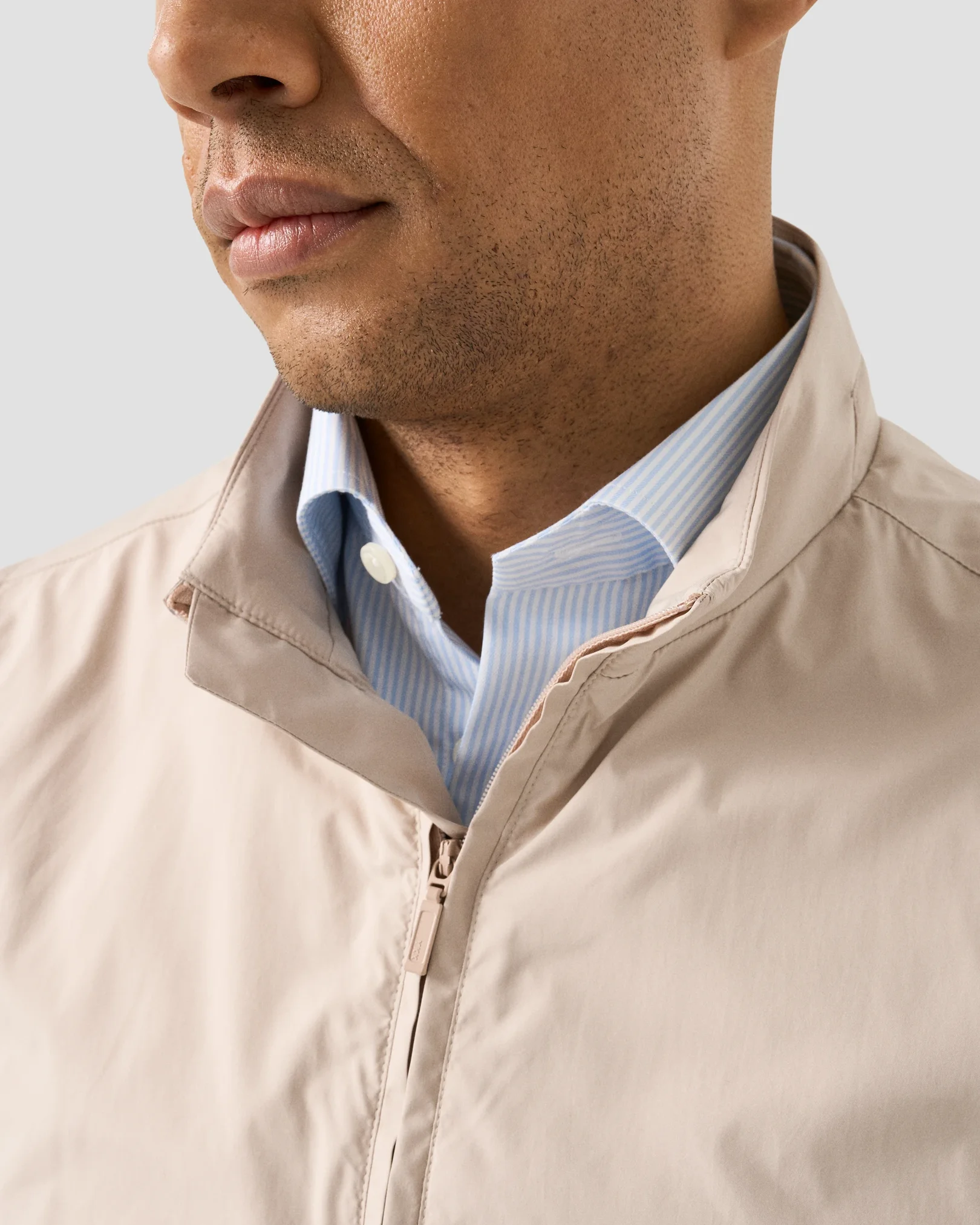 Eton - beige solid wind vest with elastic hem