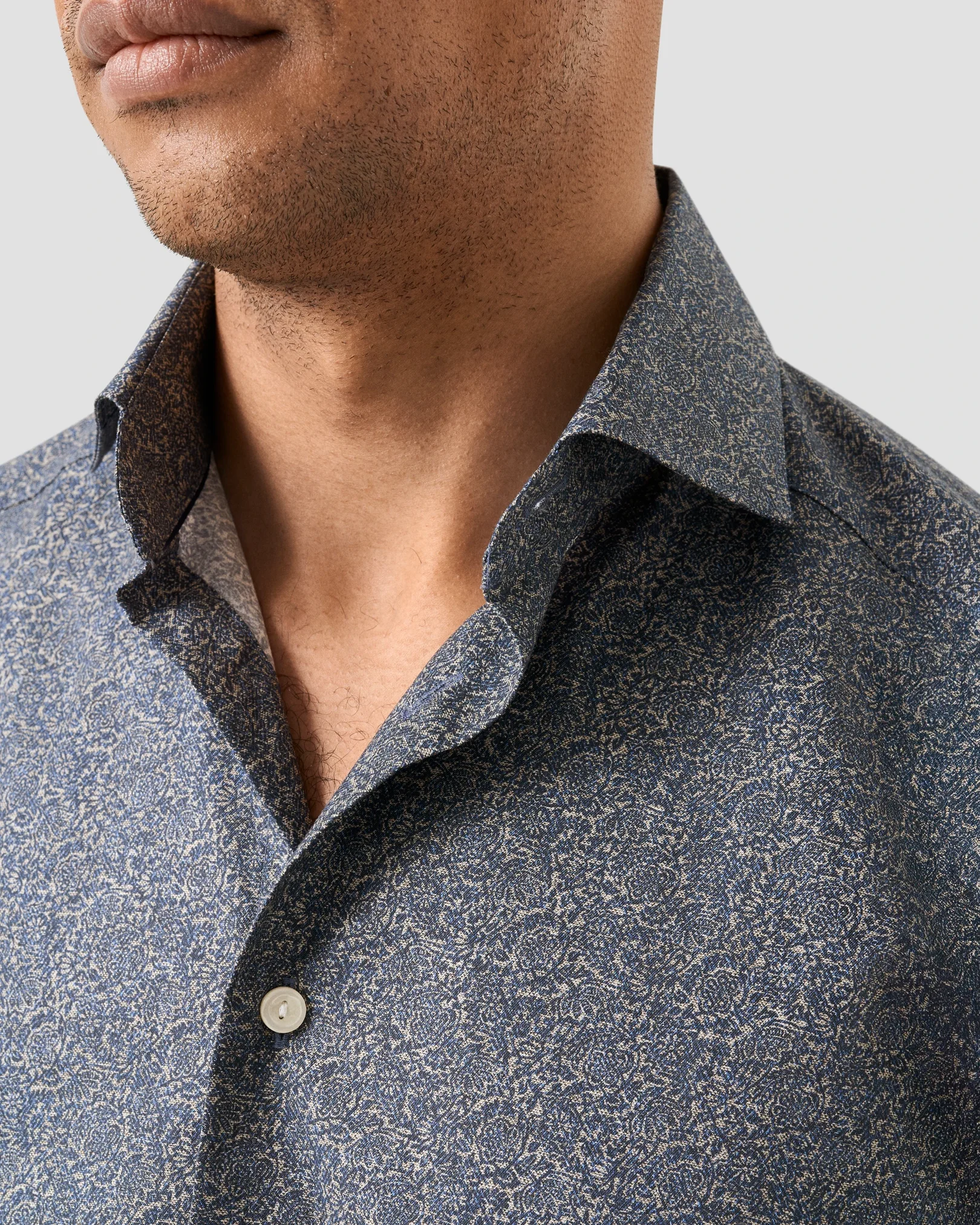 Eton - tonal ornamental print shirt
