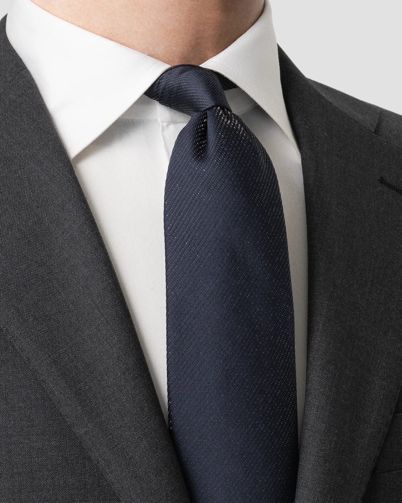 Eton - semi solid woven silk tie 266