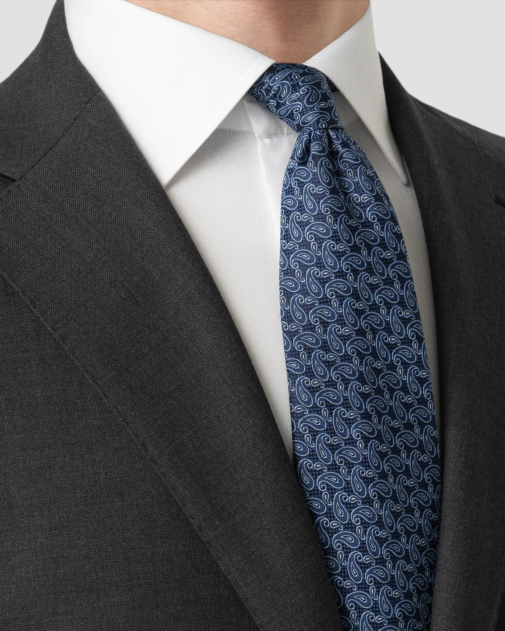 Eton - paisley woven silk tie 256