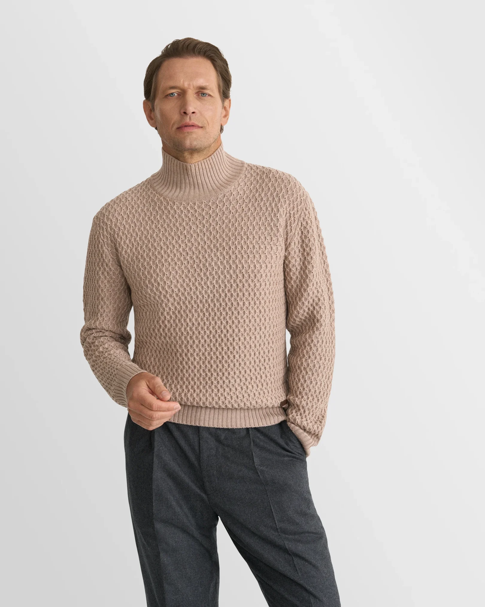 Eton - beige merino heavy structure turtle neck
