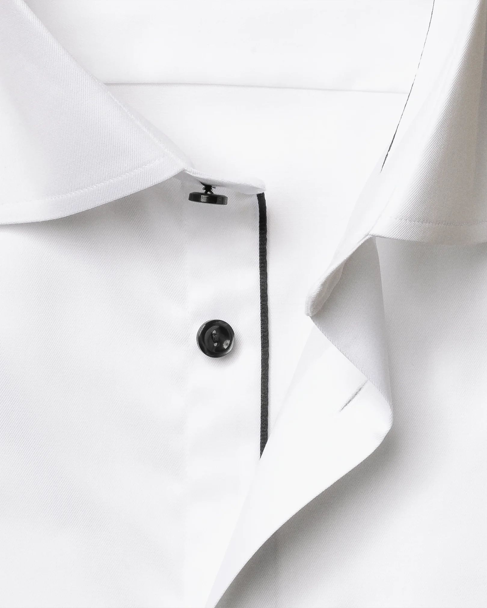 Eton - white signature twill contrast buttons